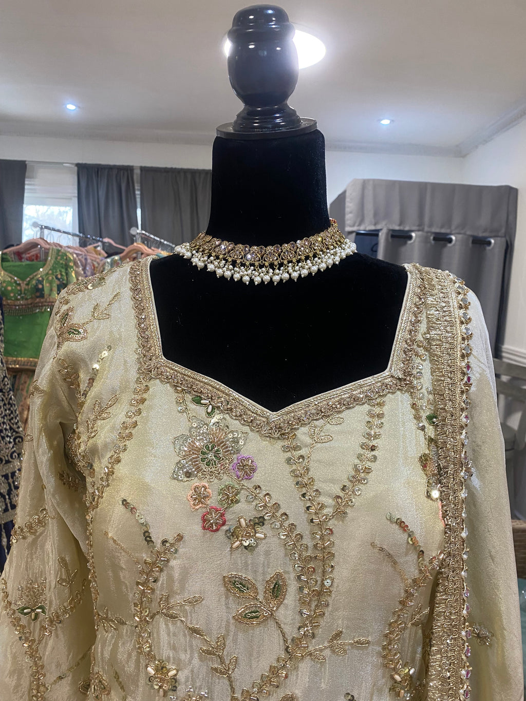 Embroidered suit – Kanada Kulture