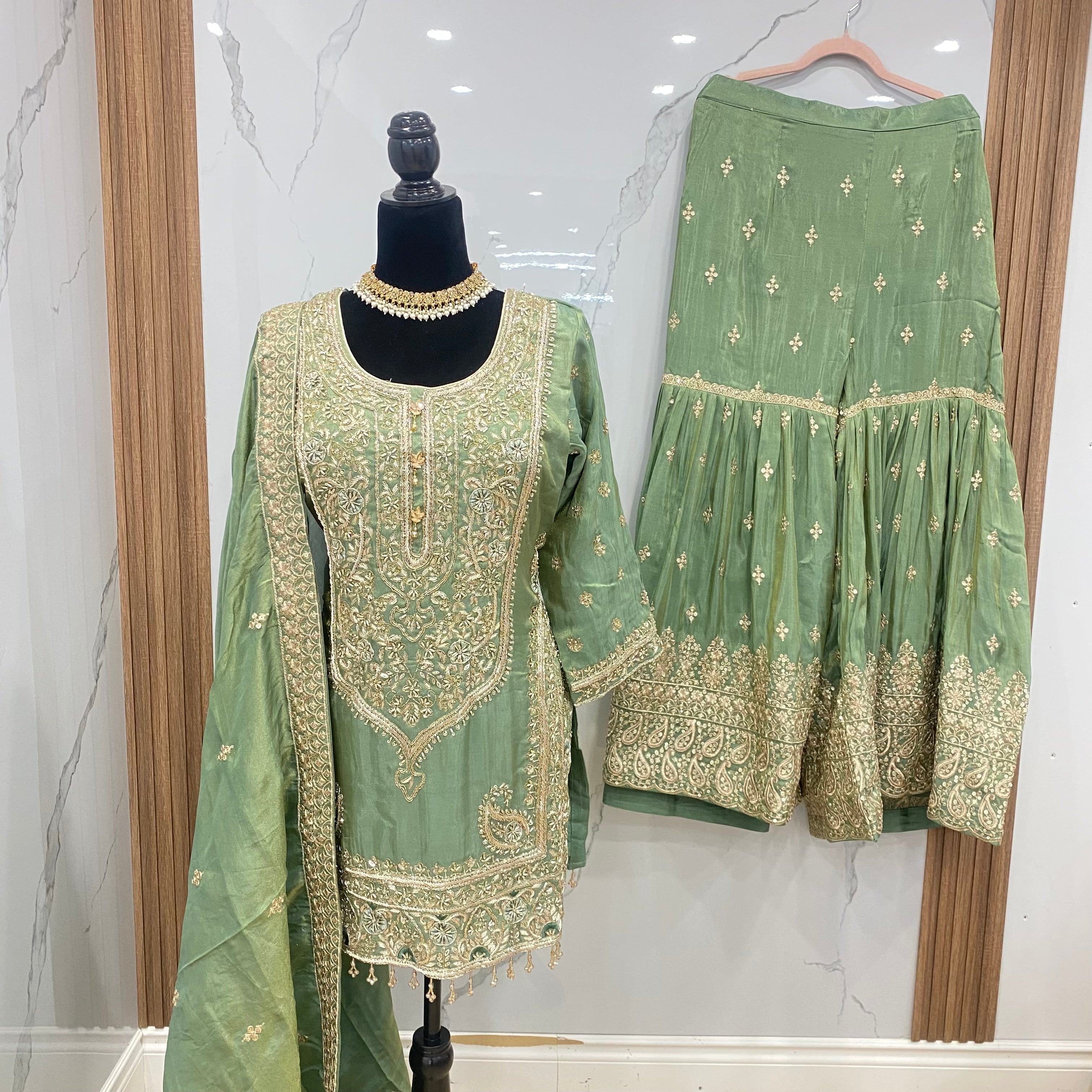 Size 44 Embroidered gharara Suit – Kanada Kulture