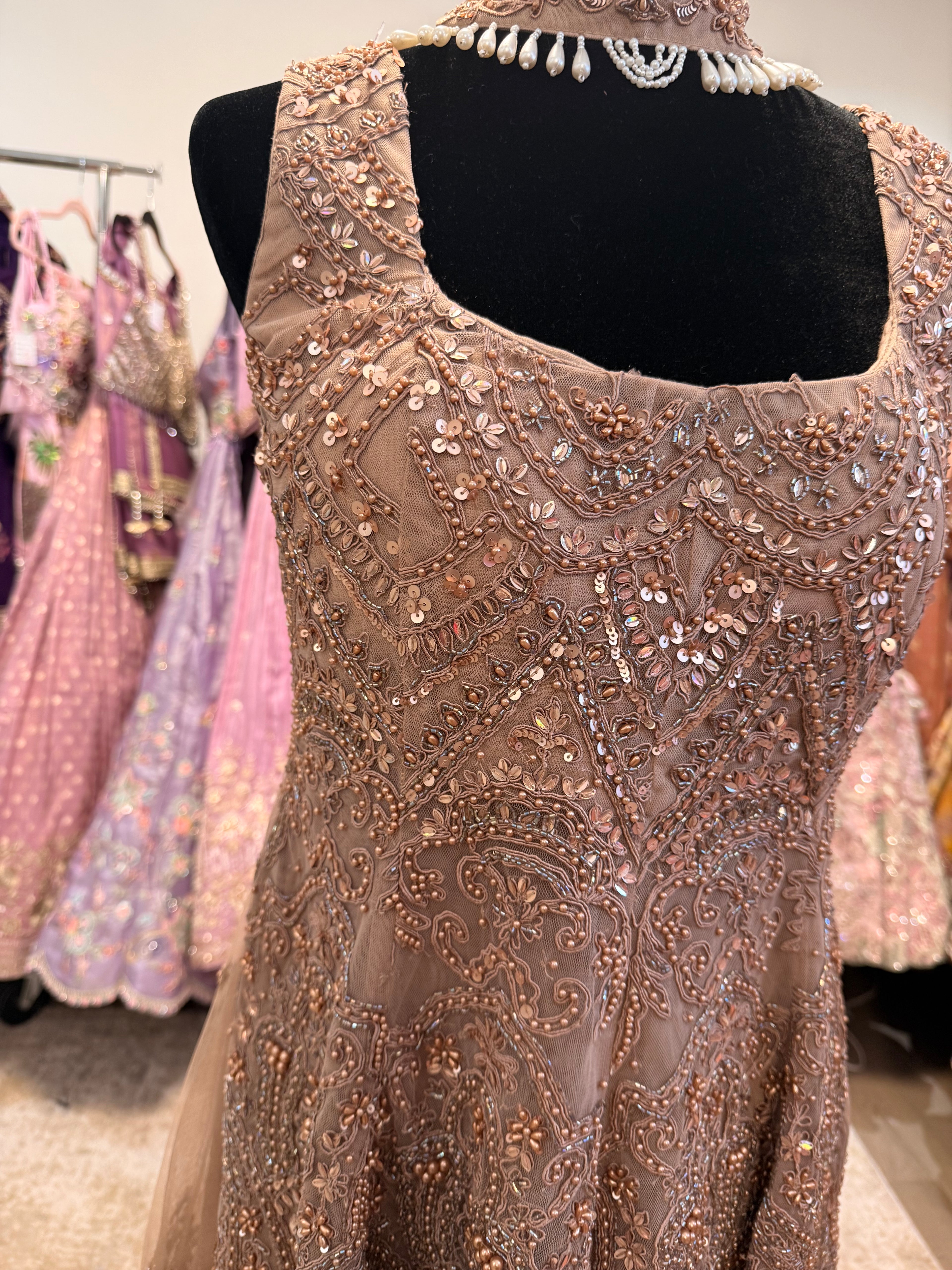 Embroidered suit – Kanada Kulture