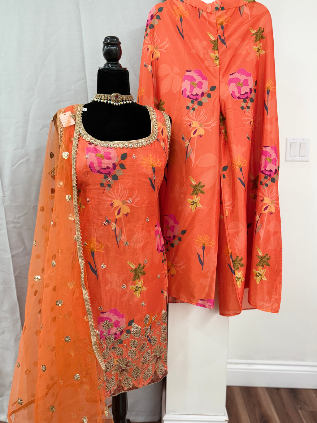 Size 48 Embroidered palzoo Suit – Kanada Kulture