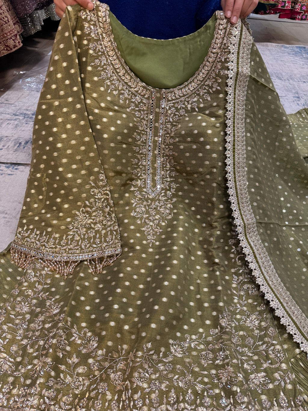 Embroidered suit – Kanada Kulture