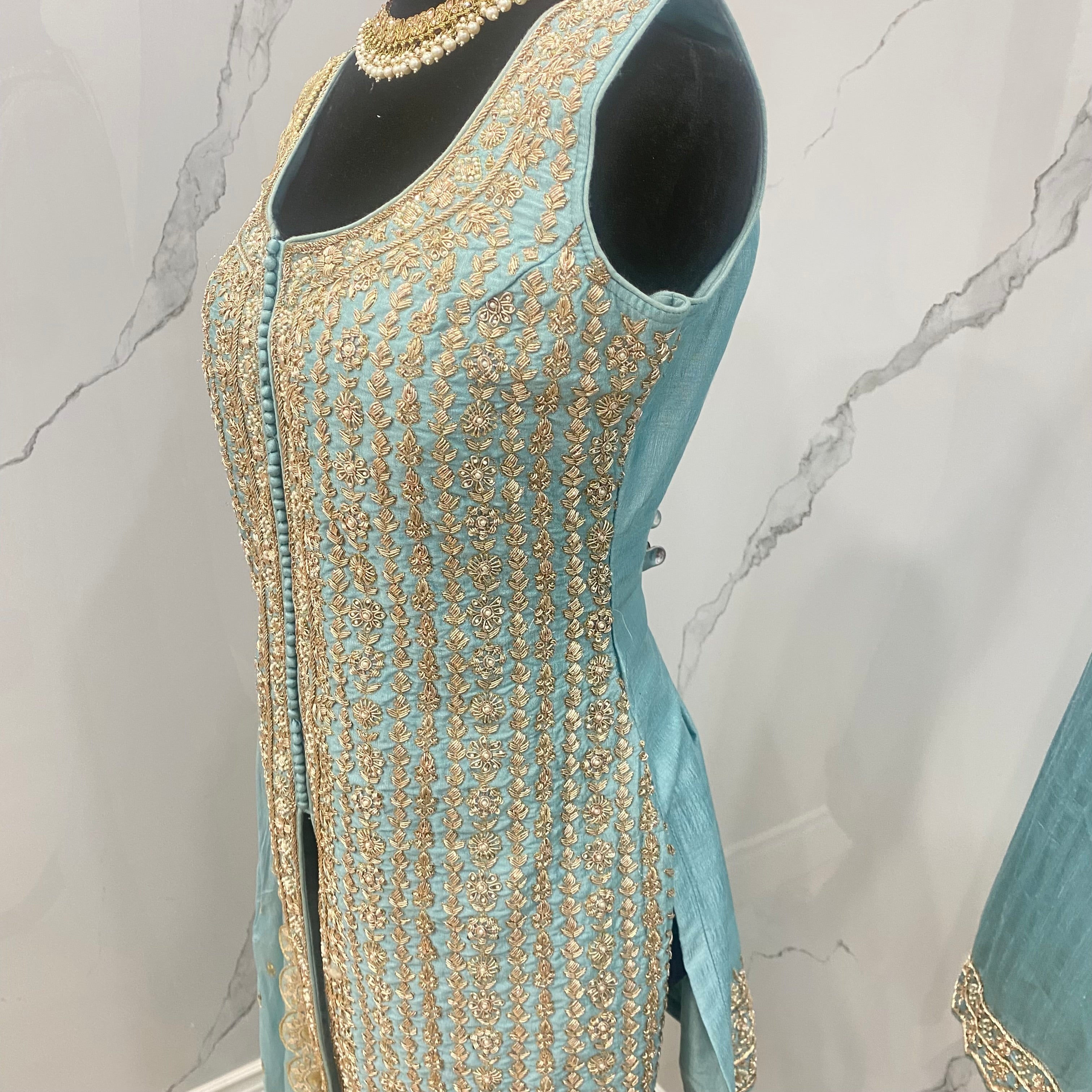 Zardozi hand Embroidered suit – Kanada Kulture