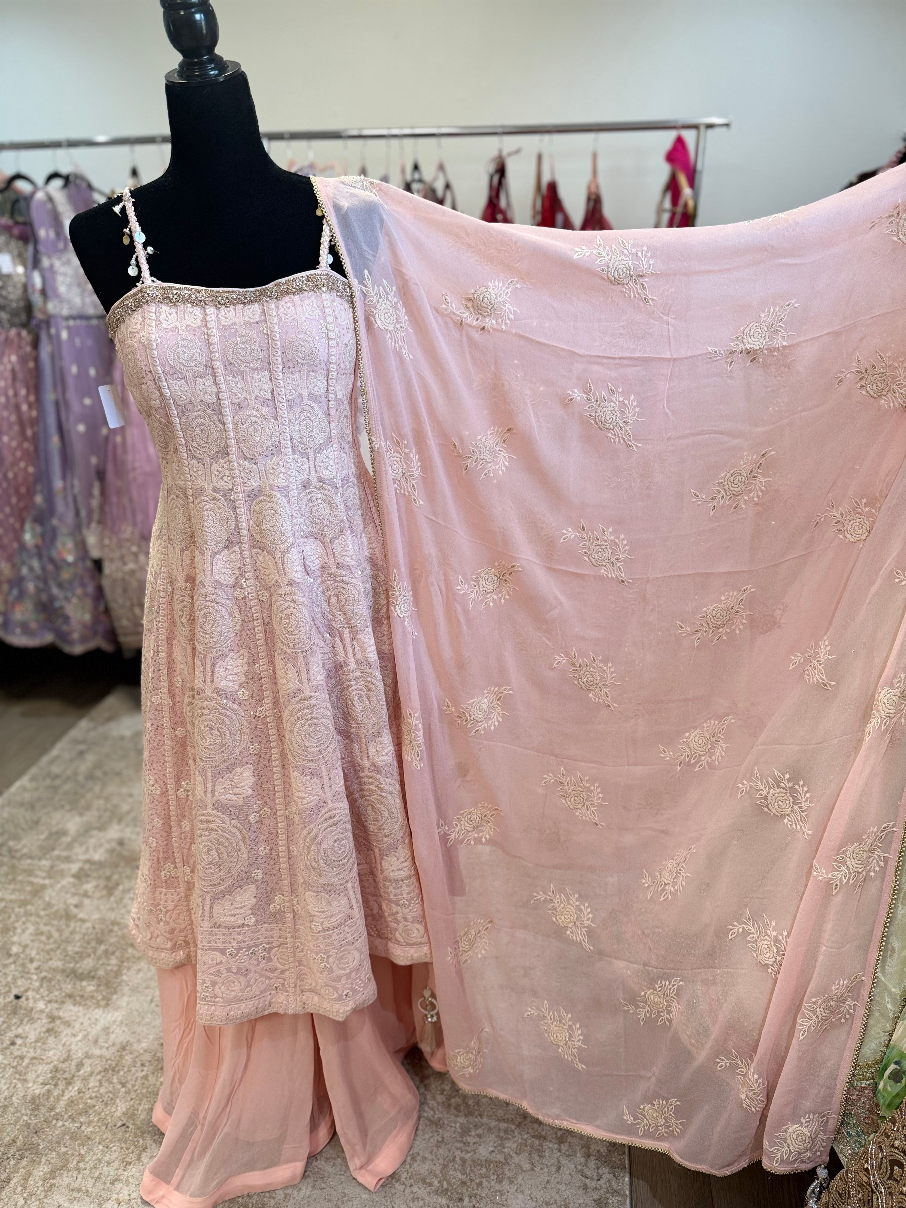 Embroidered suit – Kanada Kulture