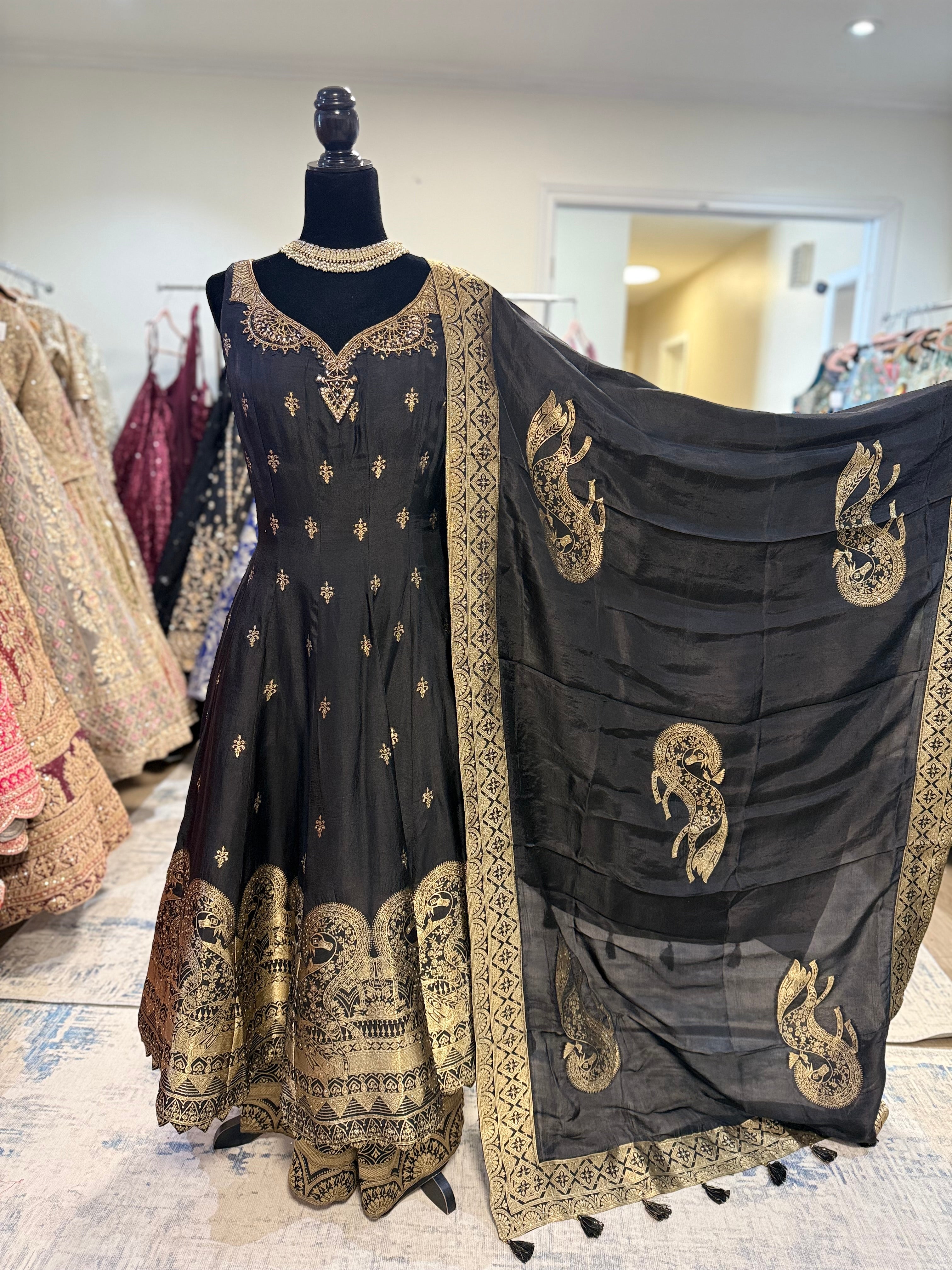 Partywear Gown– Kanada Kulture