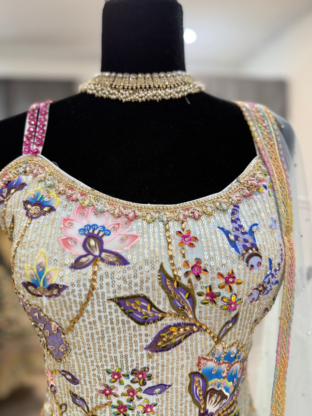 Embroidered suit – Kanada Kulture