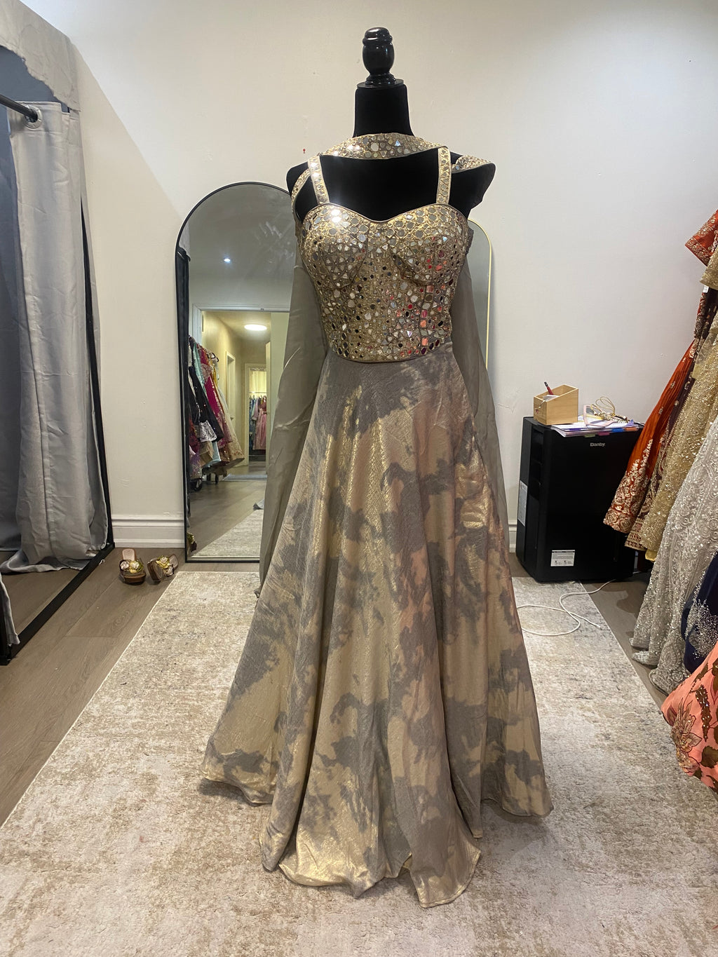 Corset silver /gold lehenga