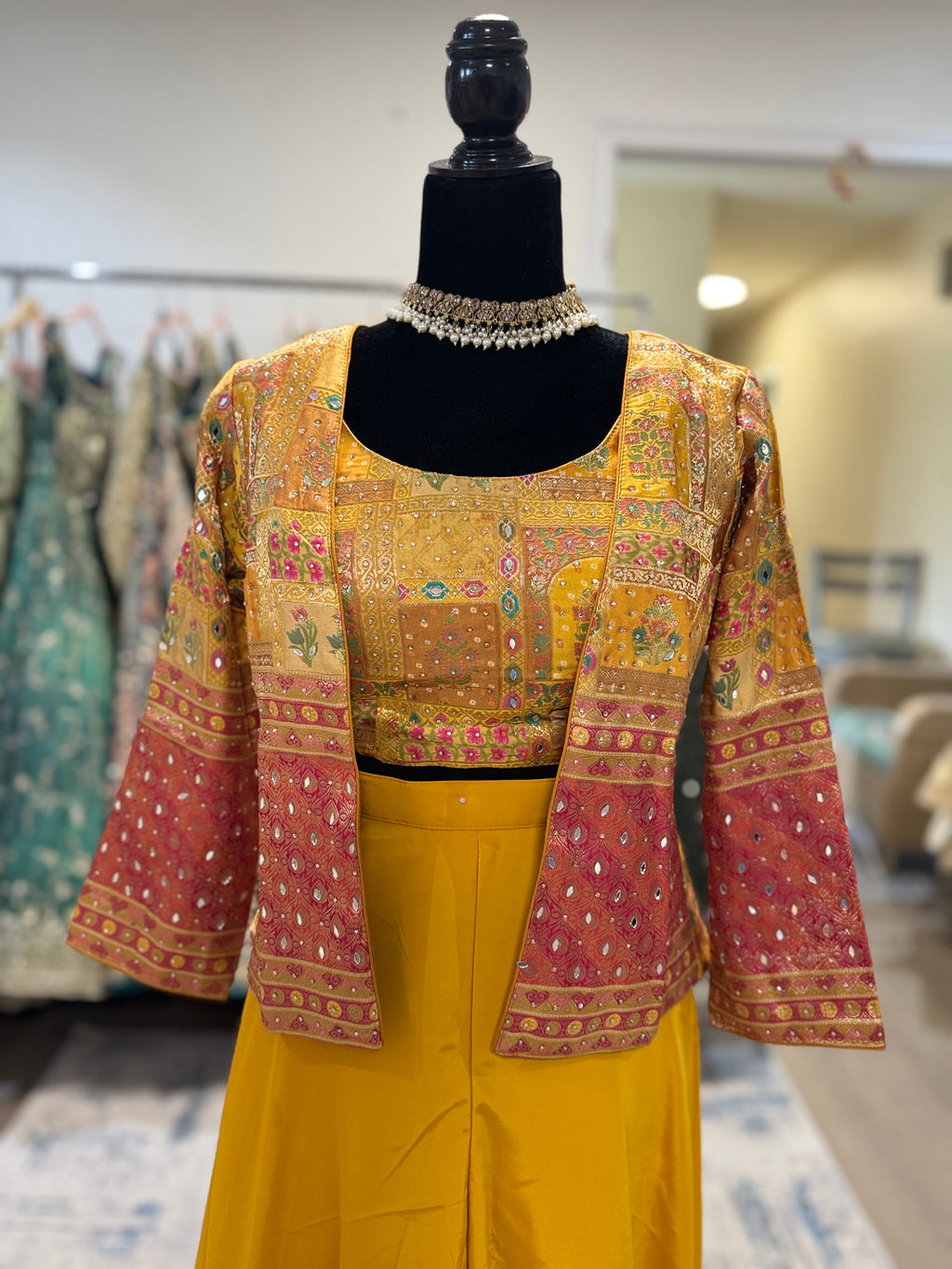 Crop top with palazoo with jacket