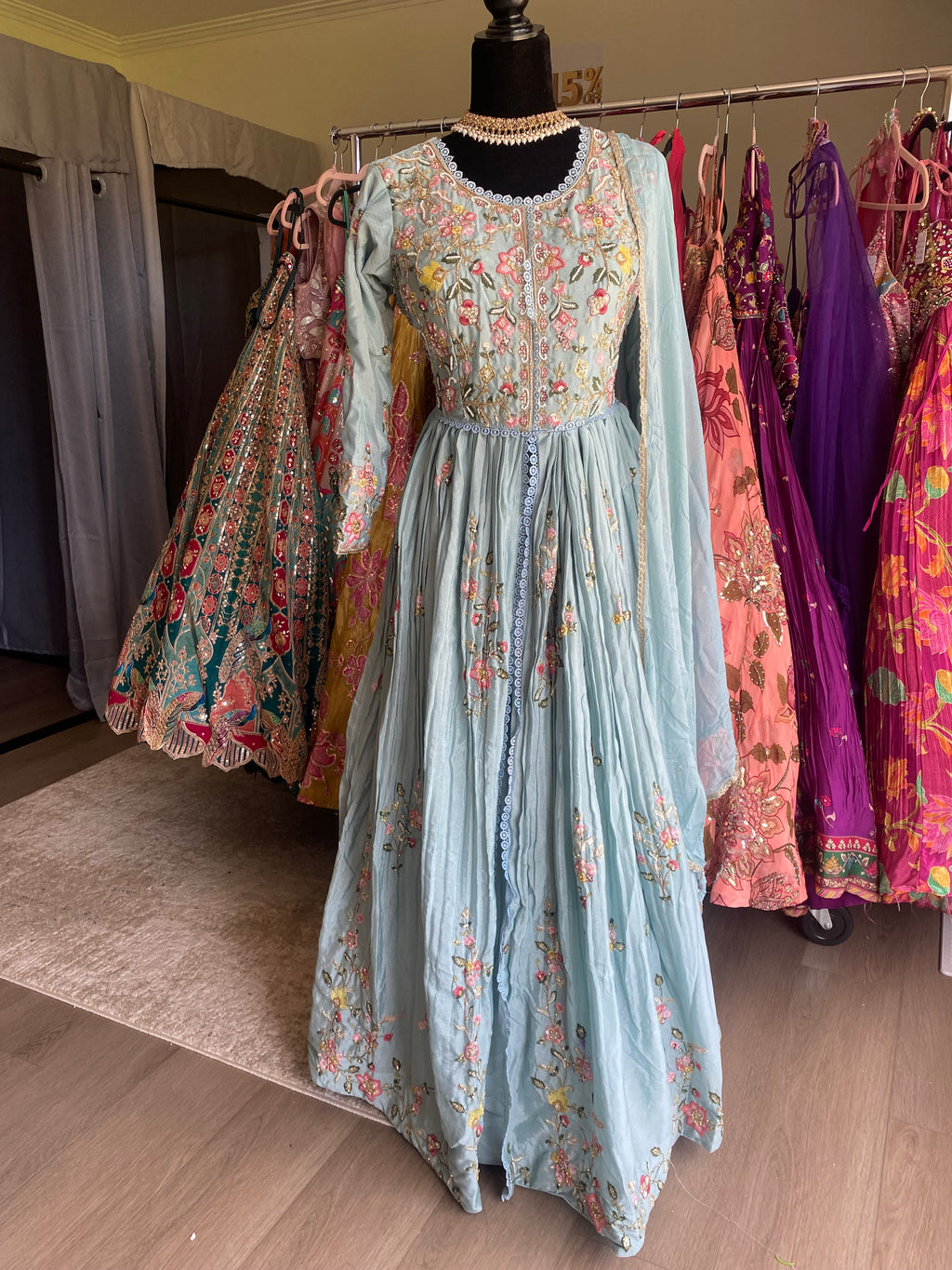 Center cut Embroidered suit – Kanada Kulture
