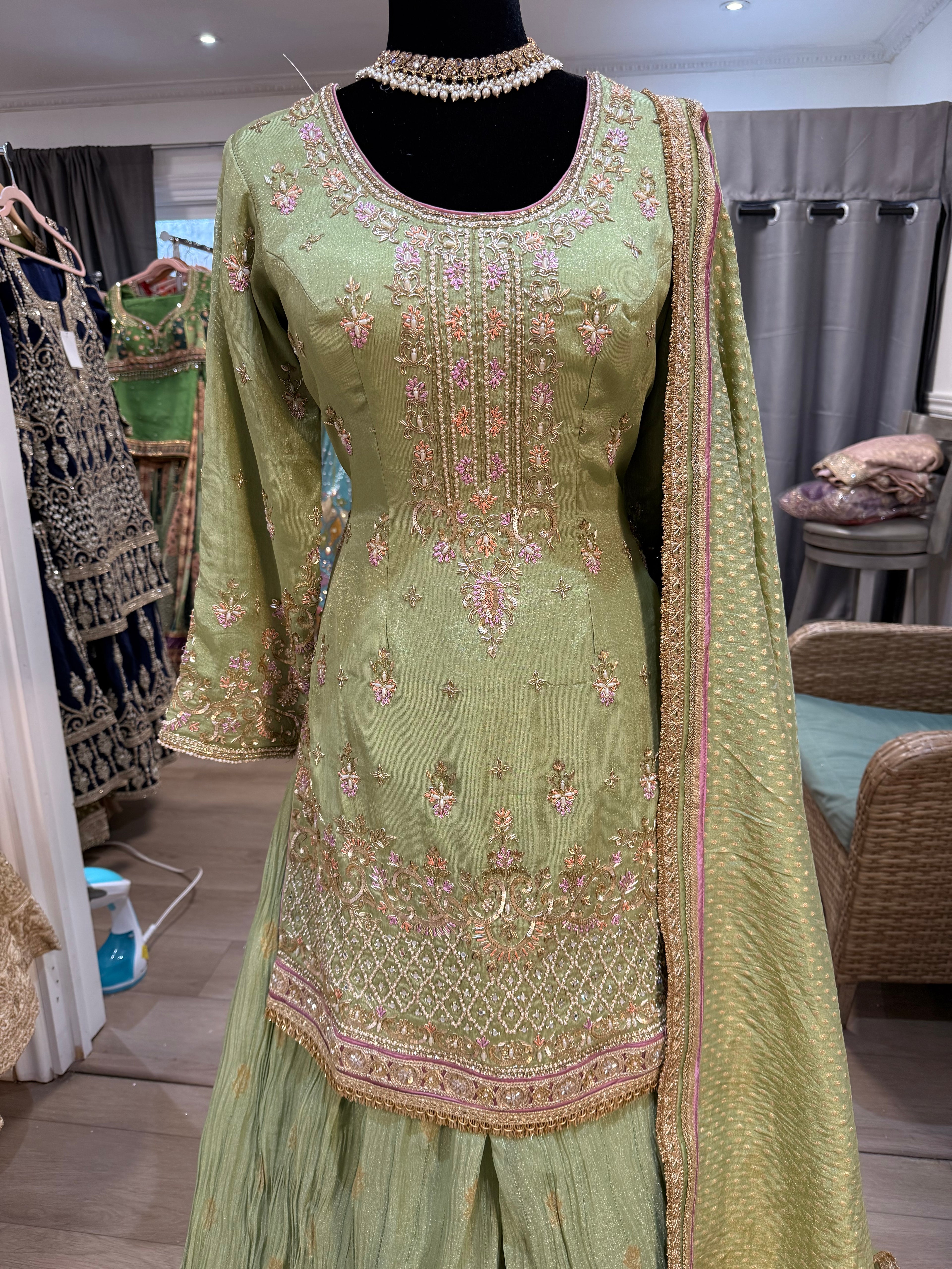 Embroidered suit – Kanada Kulture