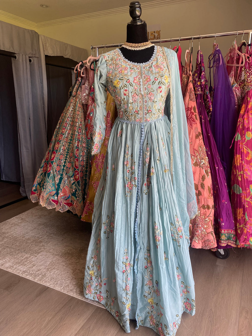 Center cut Embroidered suit – Kanada Kulture