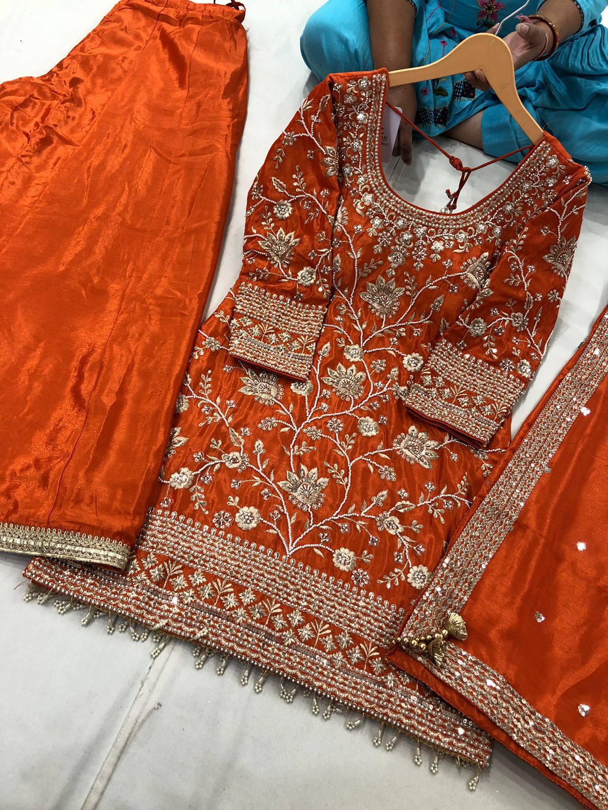 Embroidered palzoo Suit – Kanada Kulture