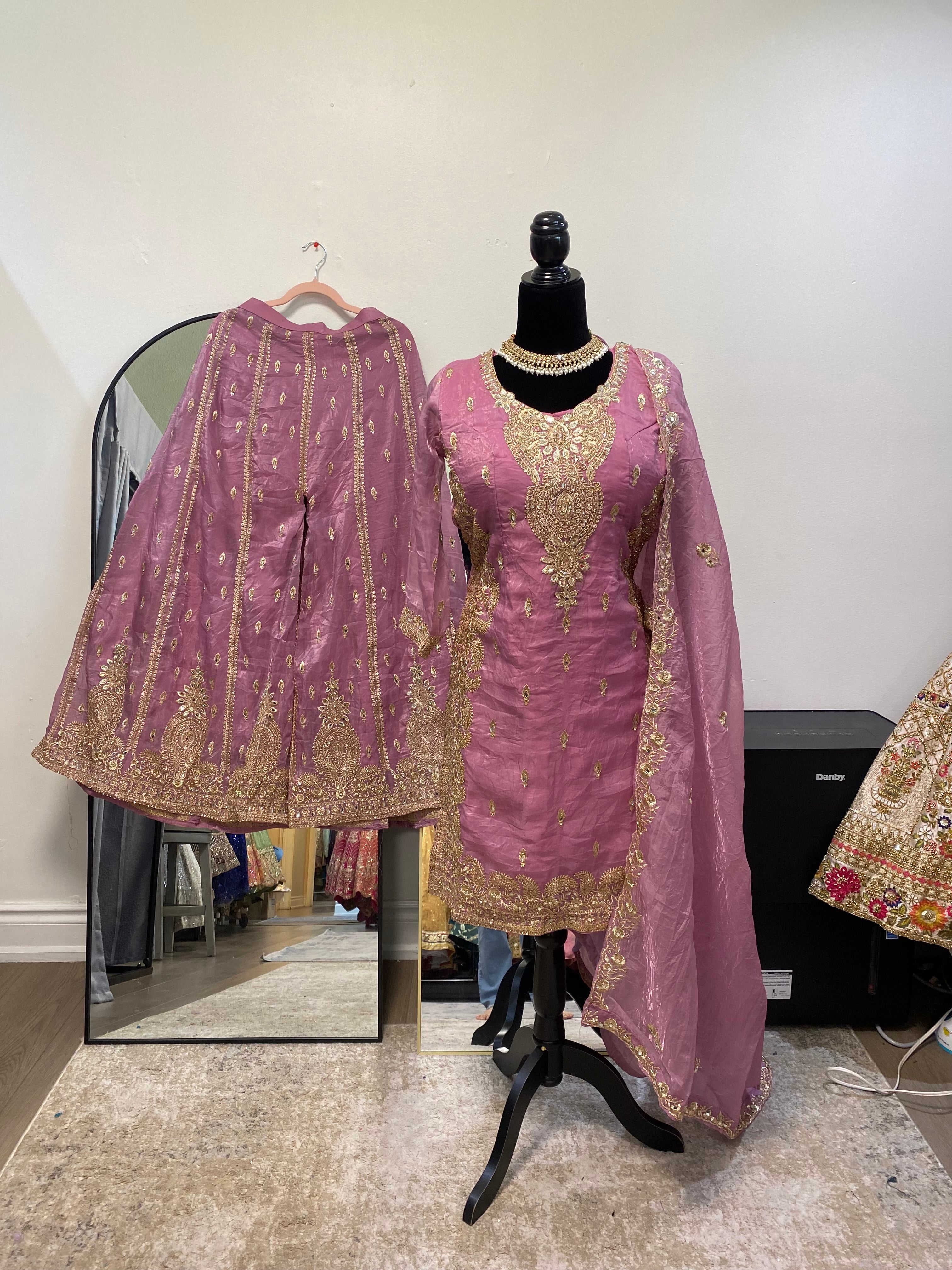 Embroidered suit – Kanada Kulture