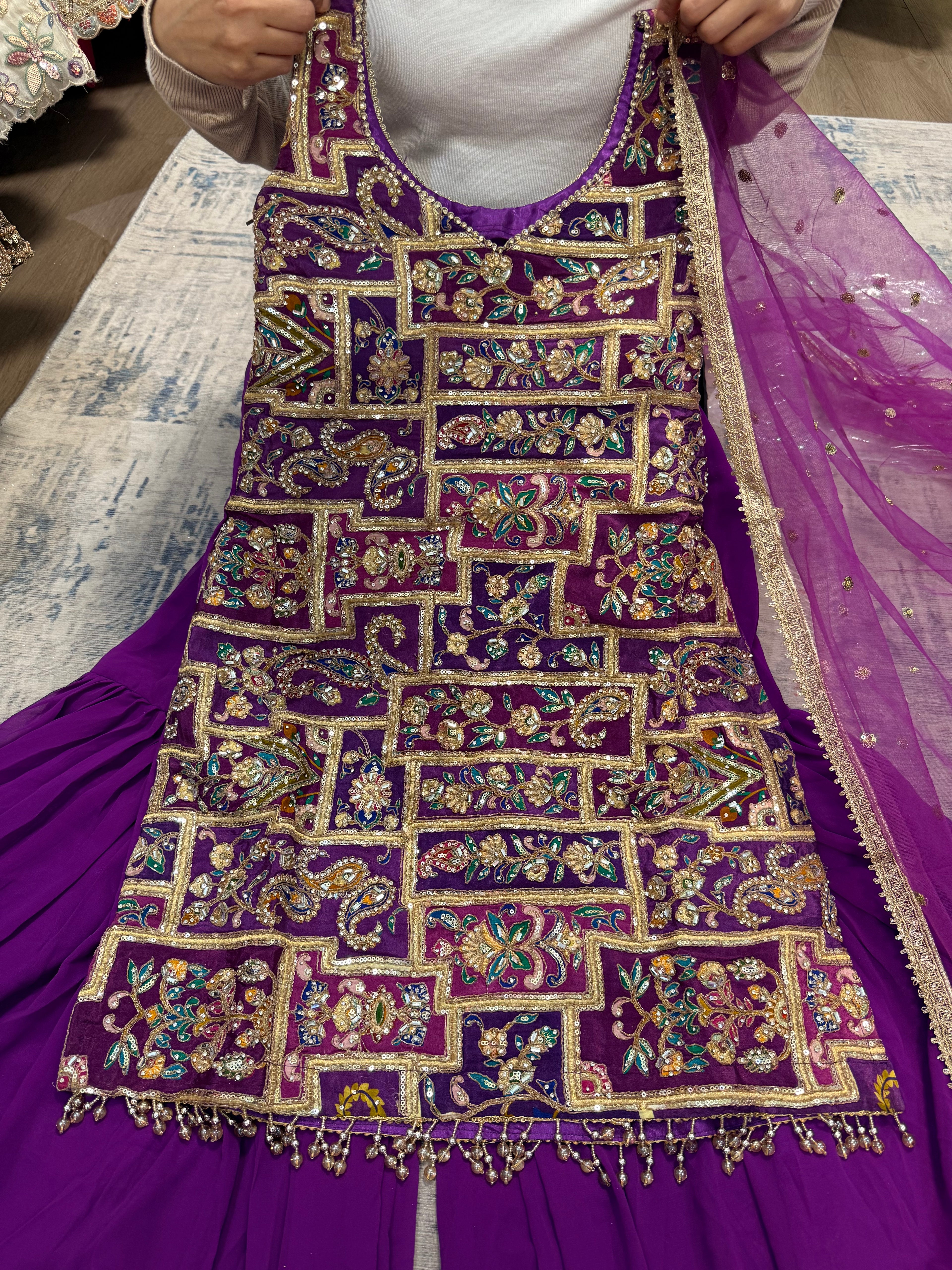 Embroidered gharara suit – Kanada Kulture