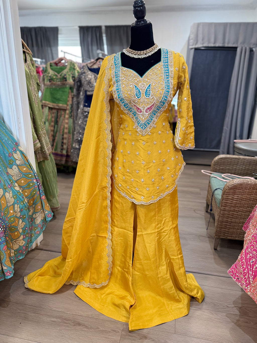 Embroidered suit – Kanada Kulture