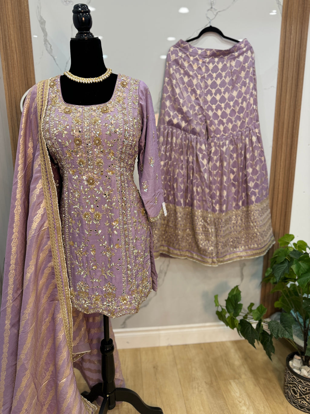 Embroidered palzoo Suit – Kanada Kulture