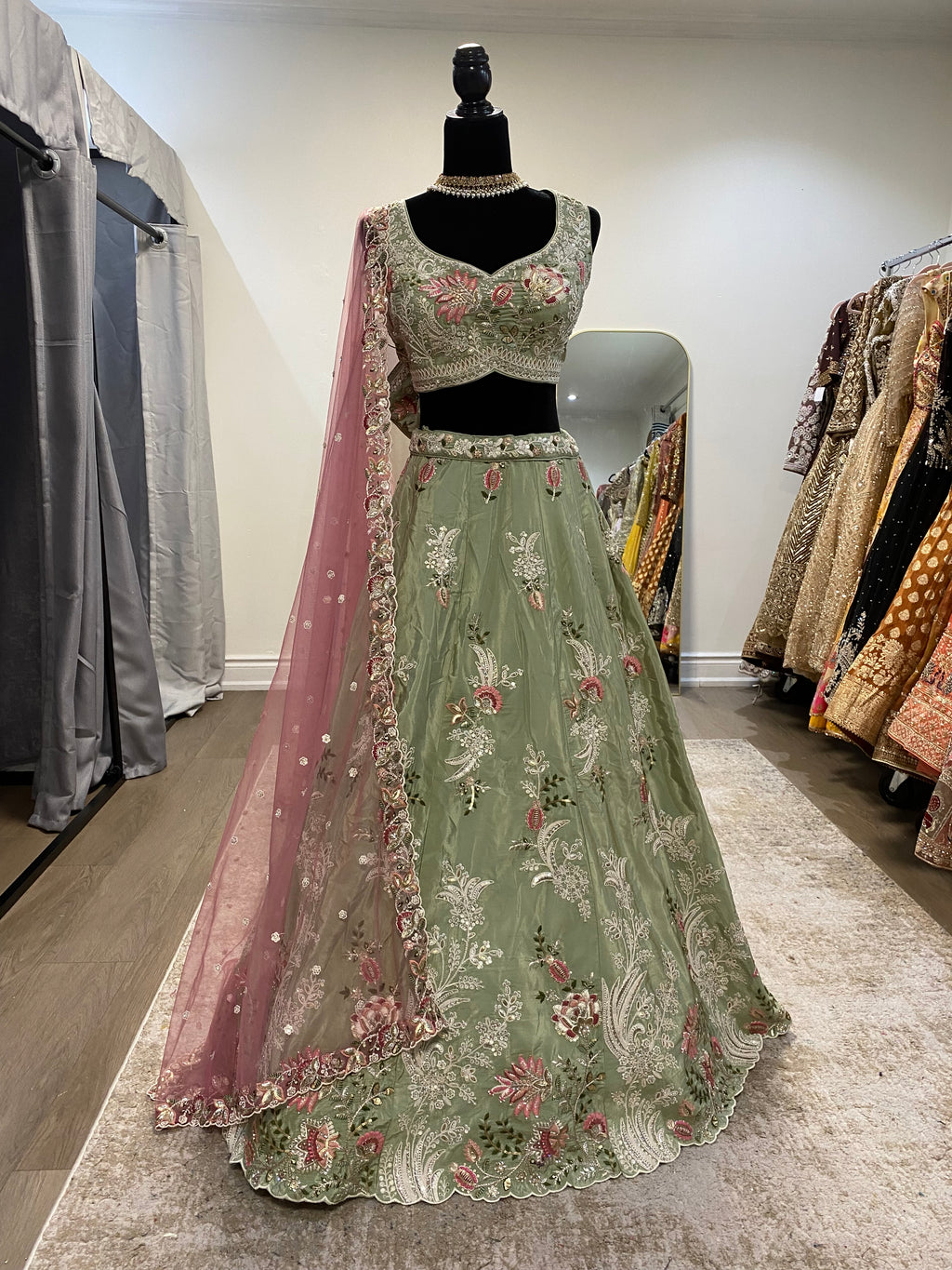 Designer mehendi lehenga
