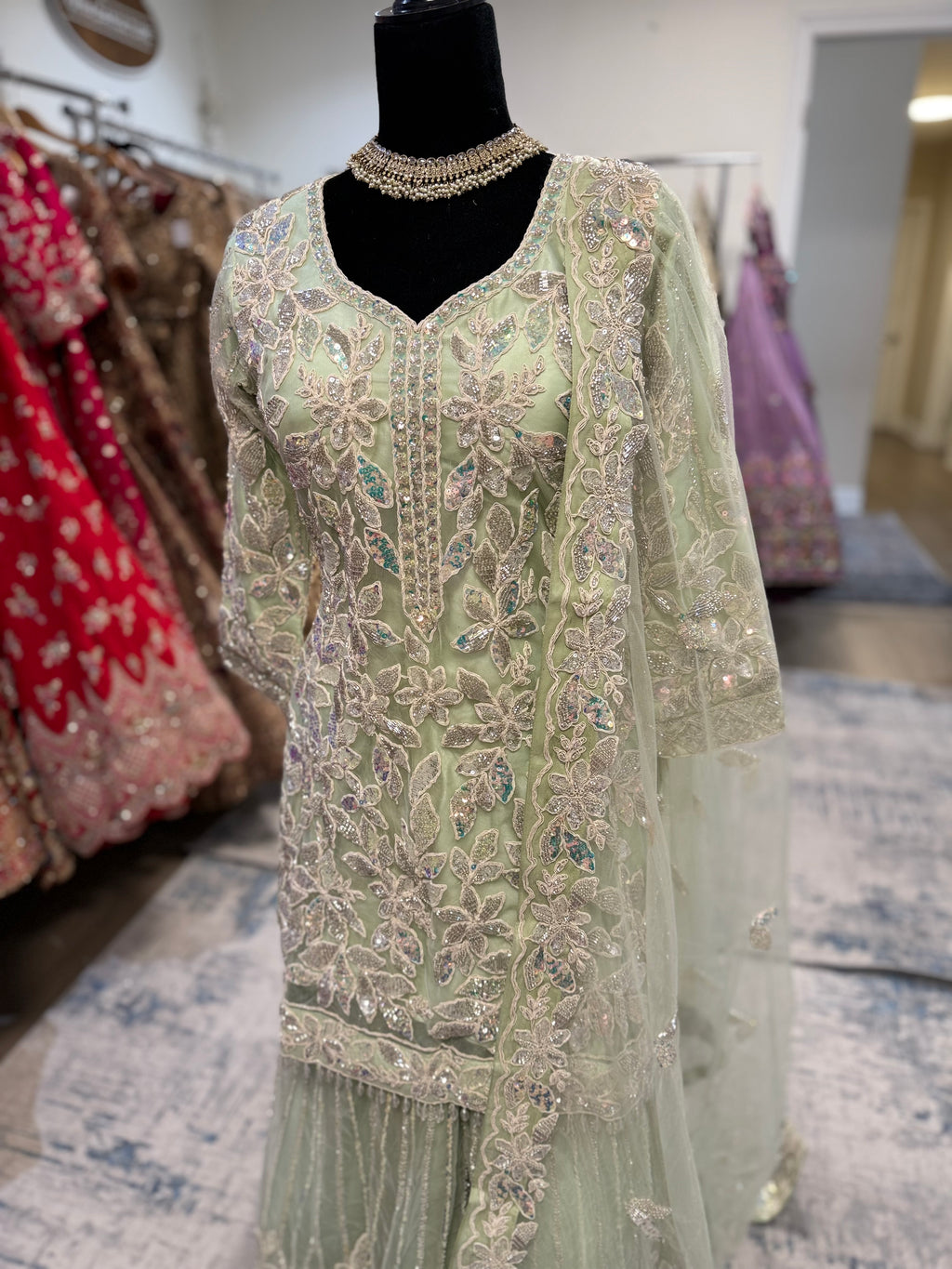 Embroidered suit – Kanada Kulture
