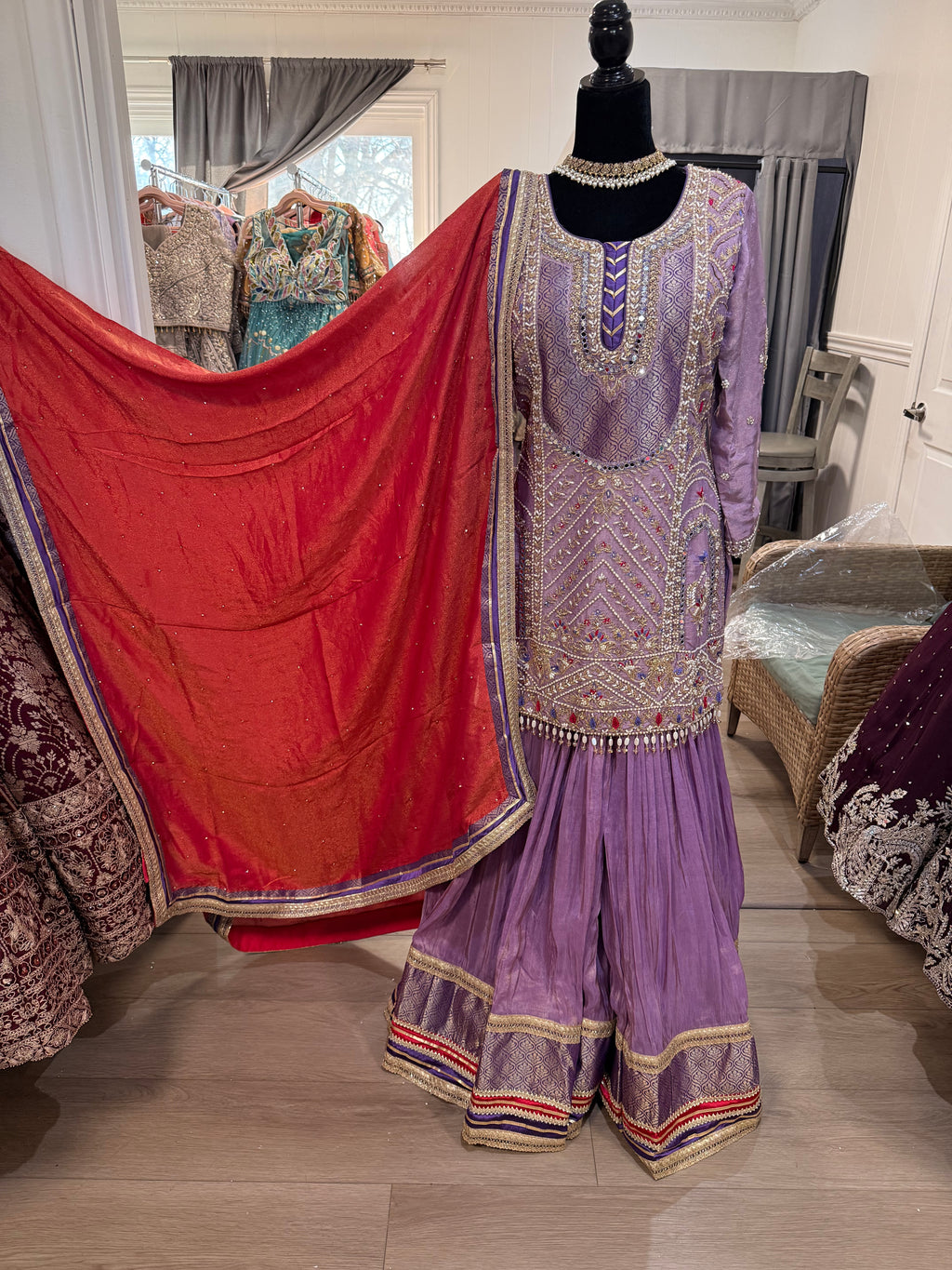 Embroidered suit – Kanada Kulture