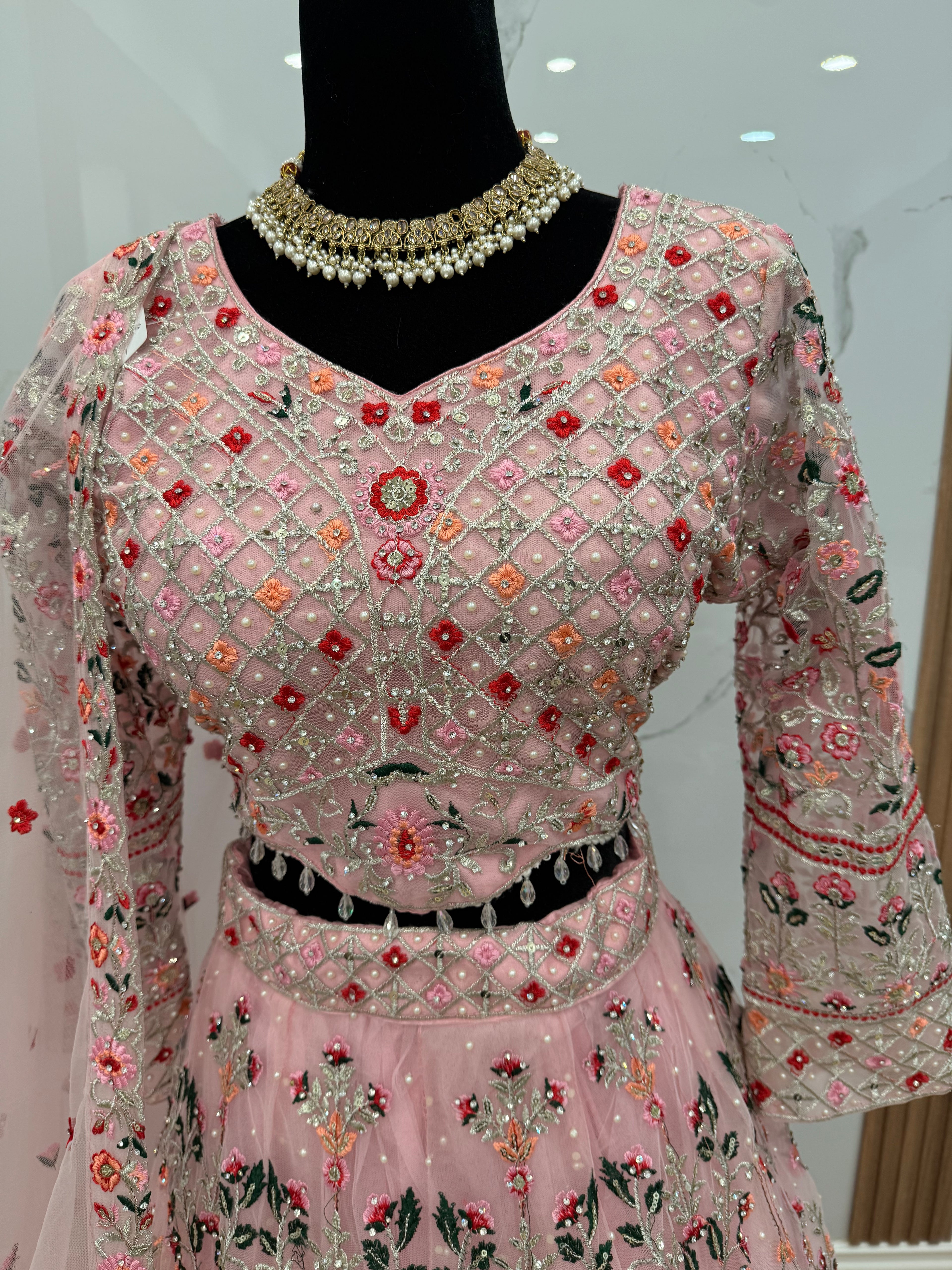 Beautiful wedding Wear Lehenga Choli