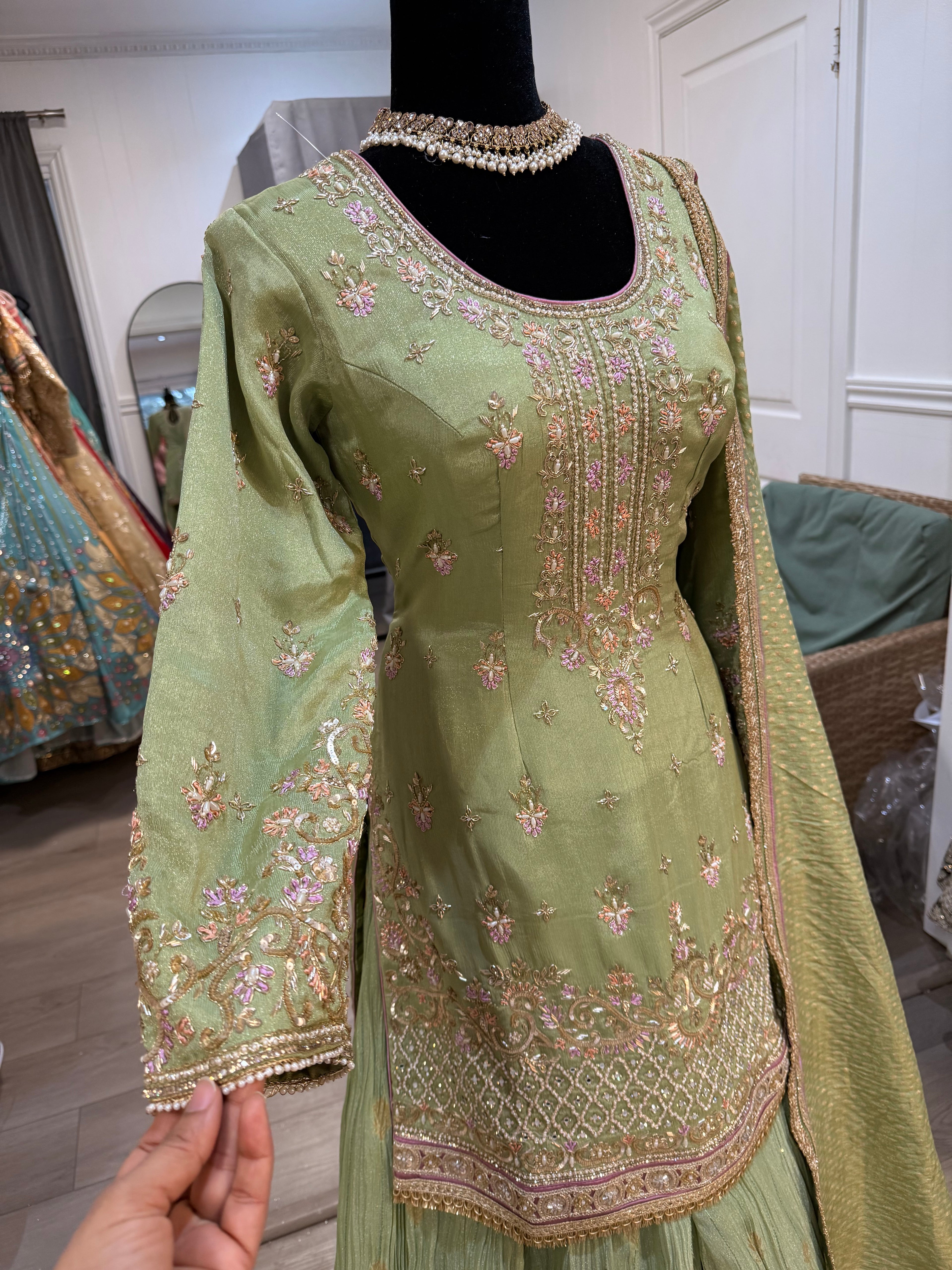 Embroidered suit – Kanada Kulture