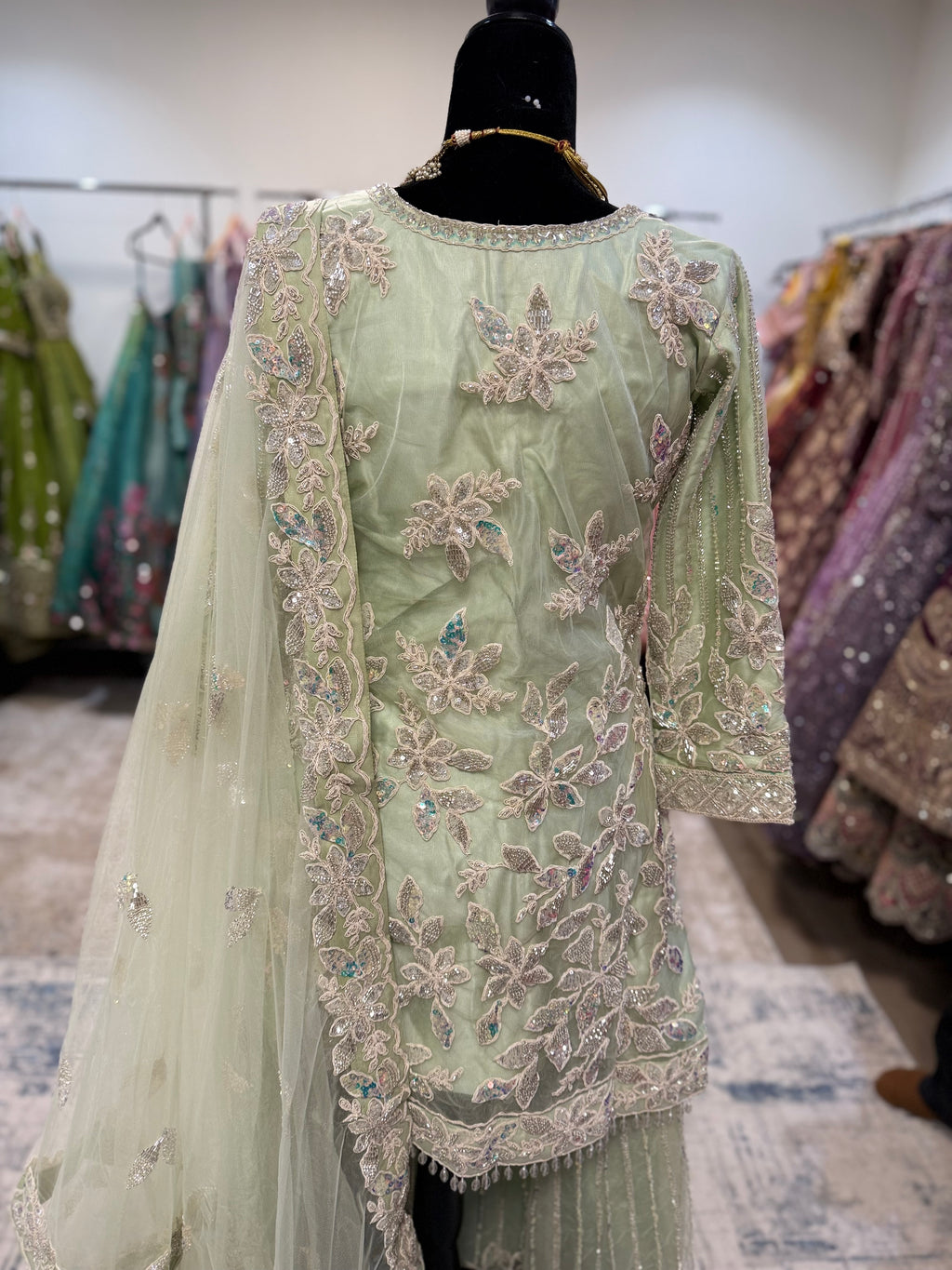 Embroidered suit – Kanada Kulture