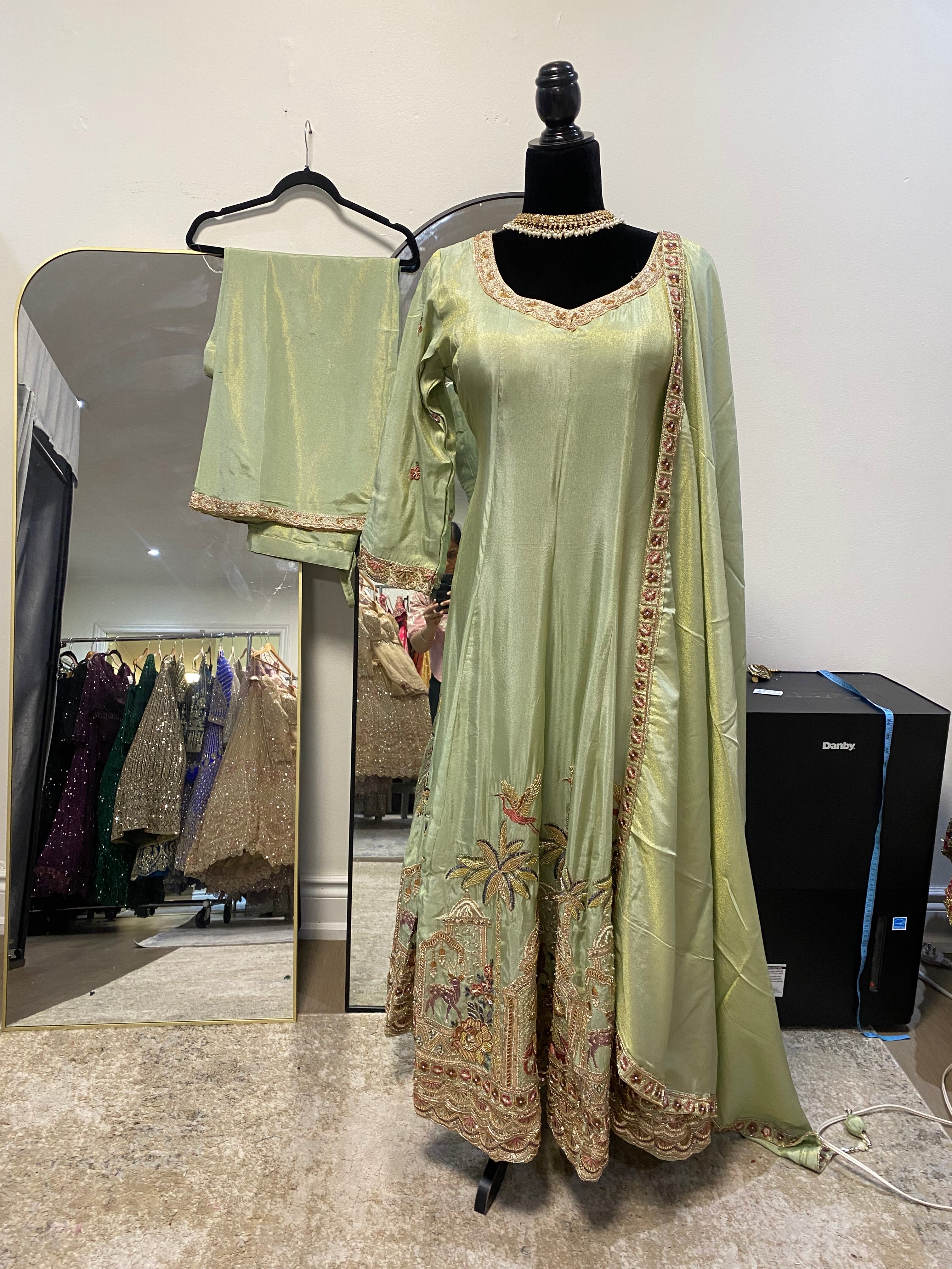 Partywear Gown– Kanada Kulture