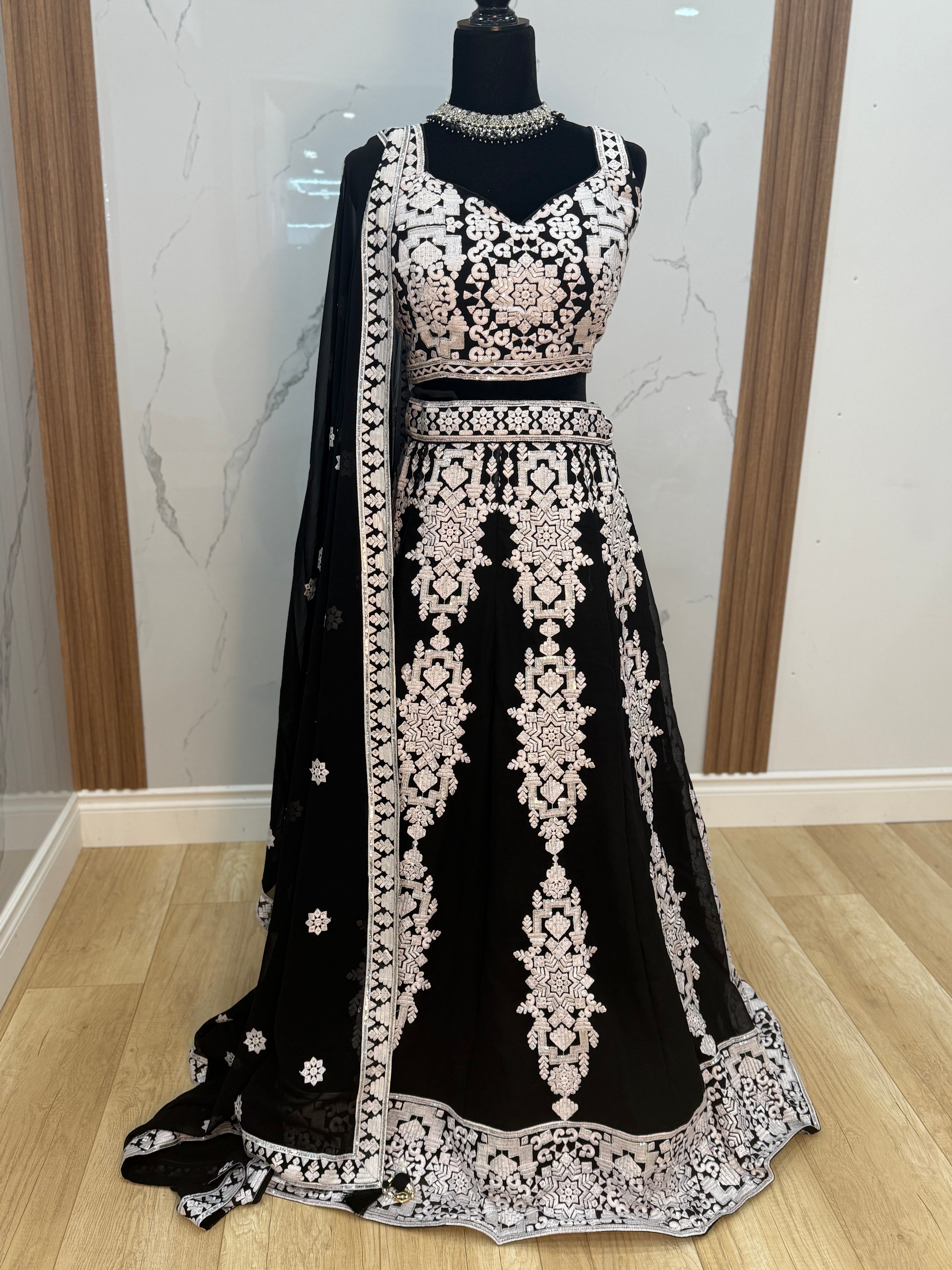 Sangam black and white color lehenga