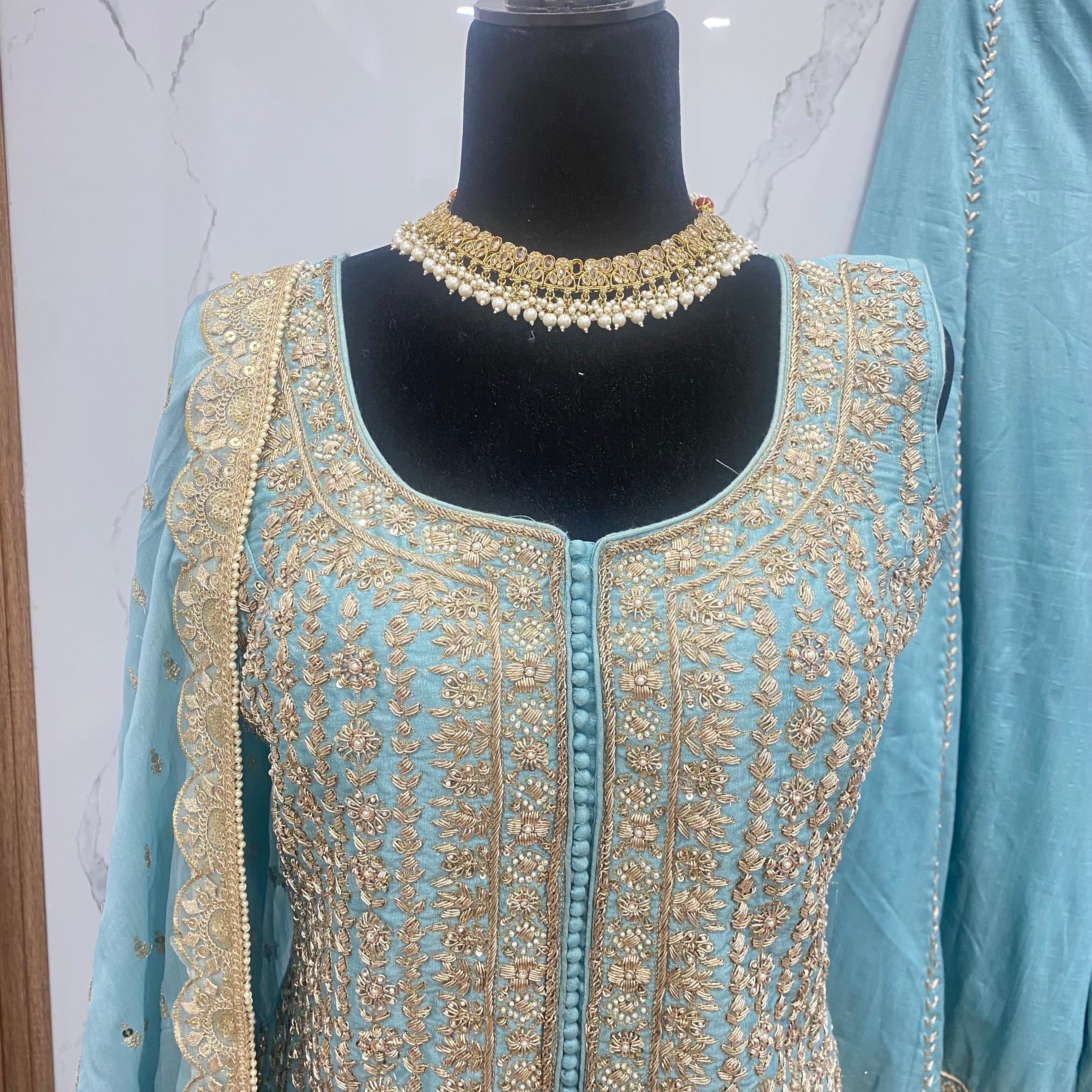 Zardozi hand Embroidered suit – Kanada Kulture