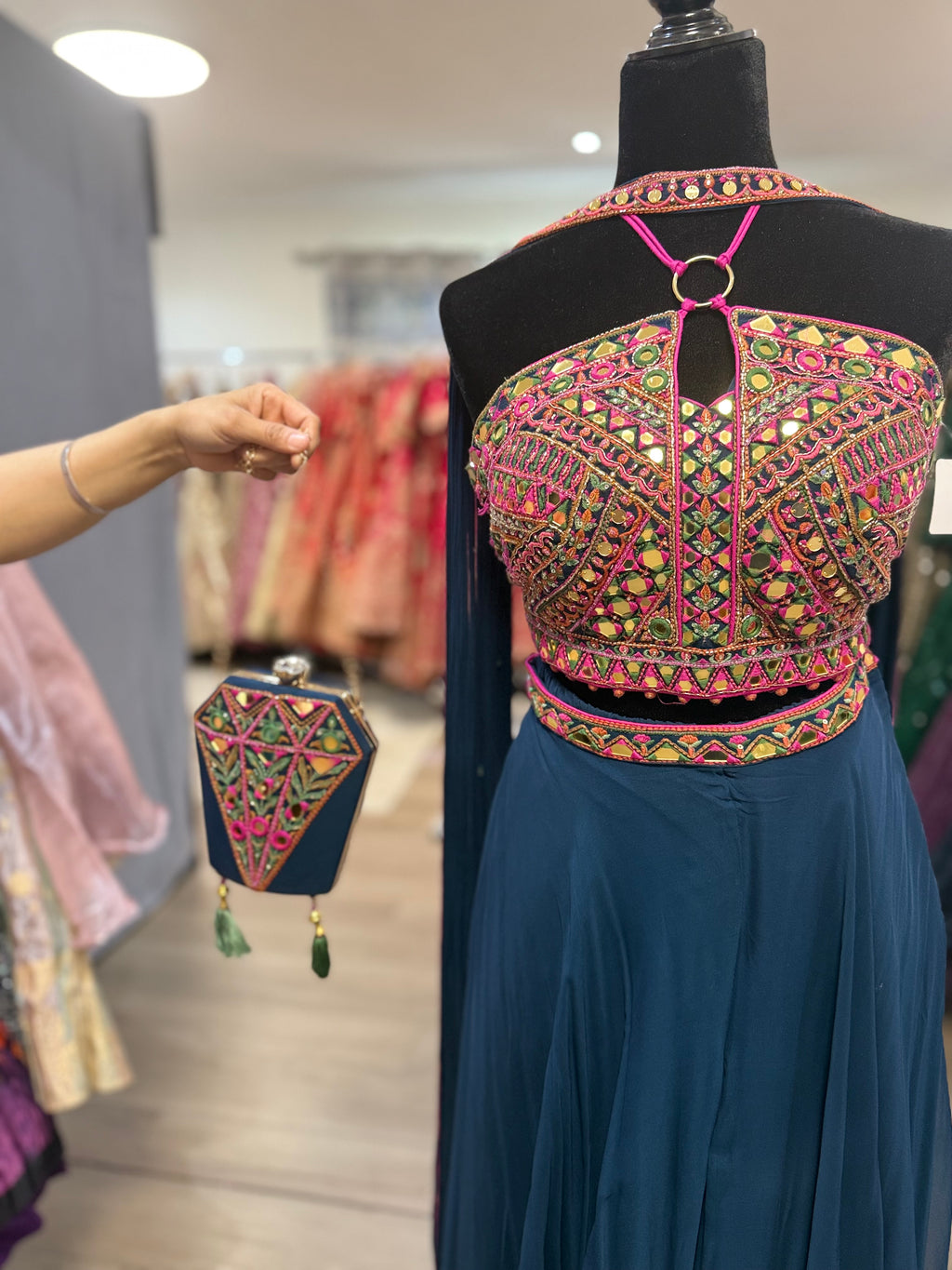 Crop top with palazoo (matching purse)