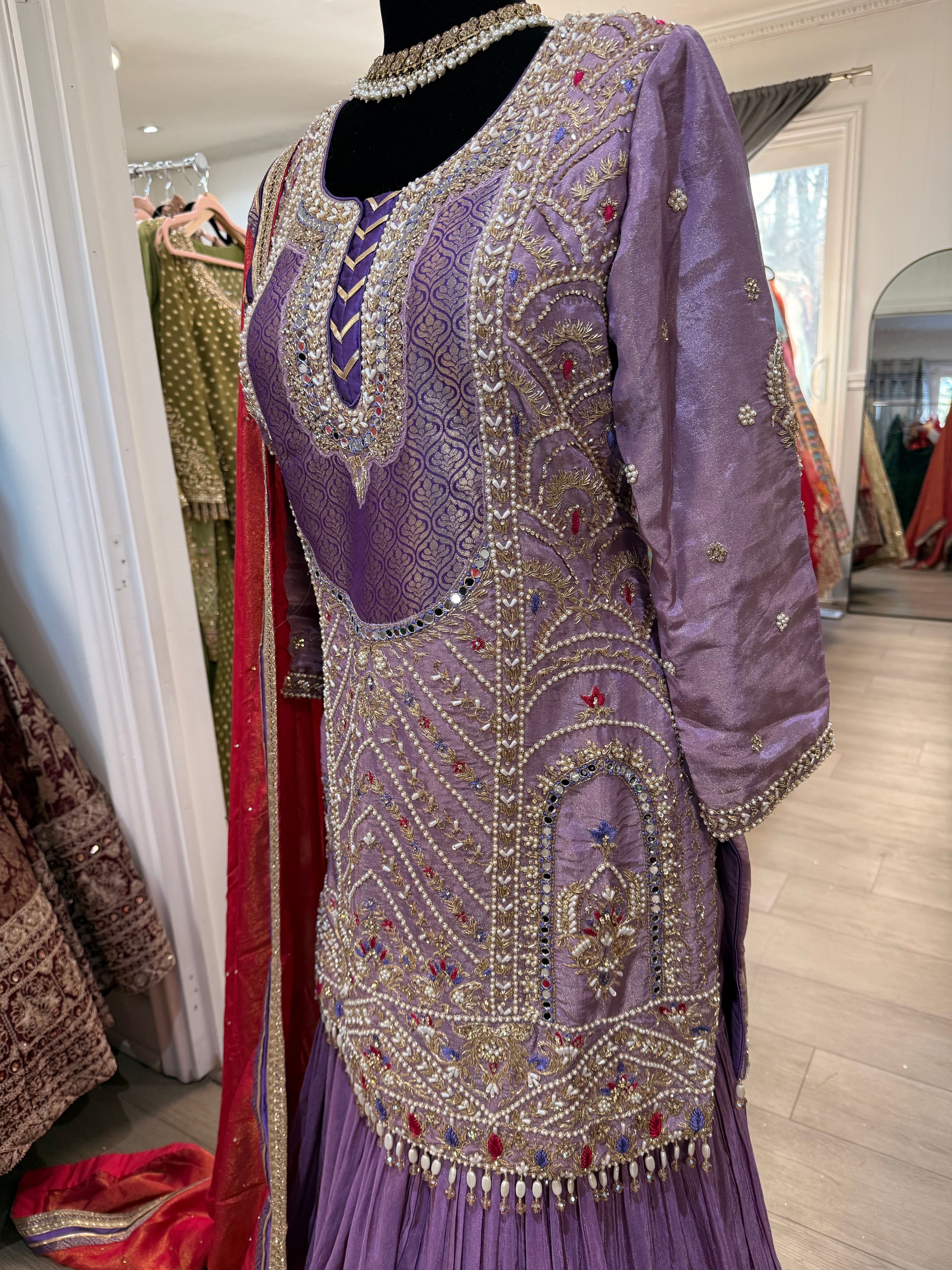Embroidered suit – Kanada Kulture