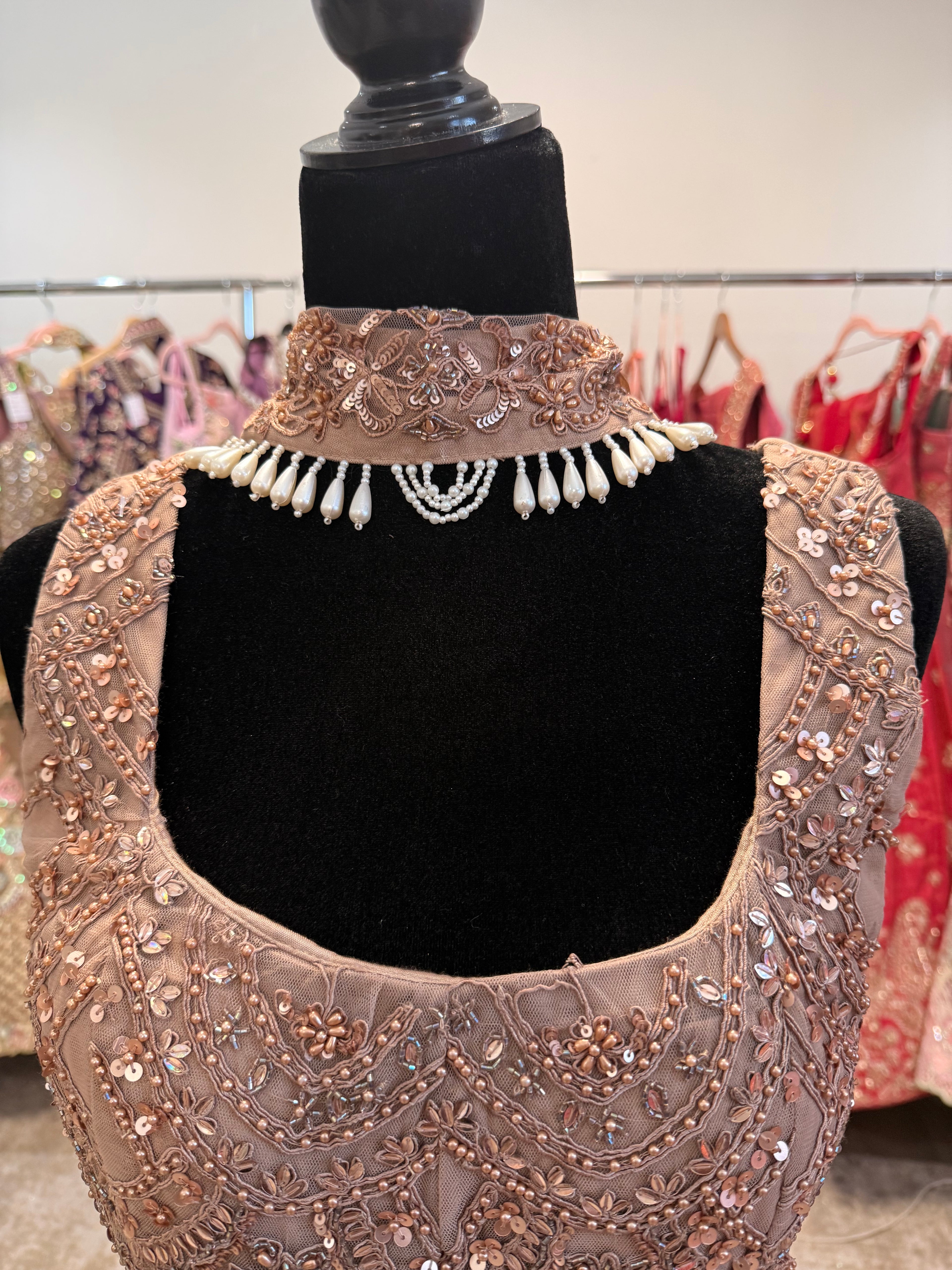 Embroidered suit – Kanada Kulture