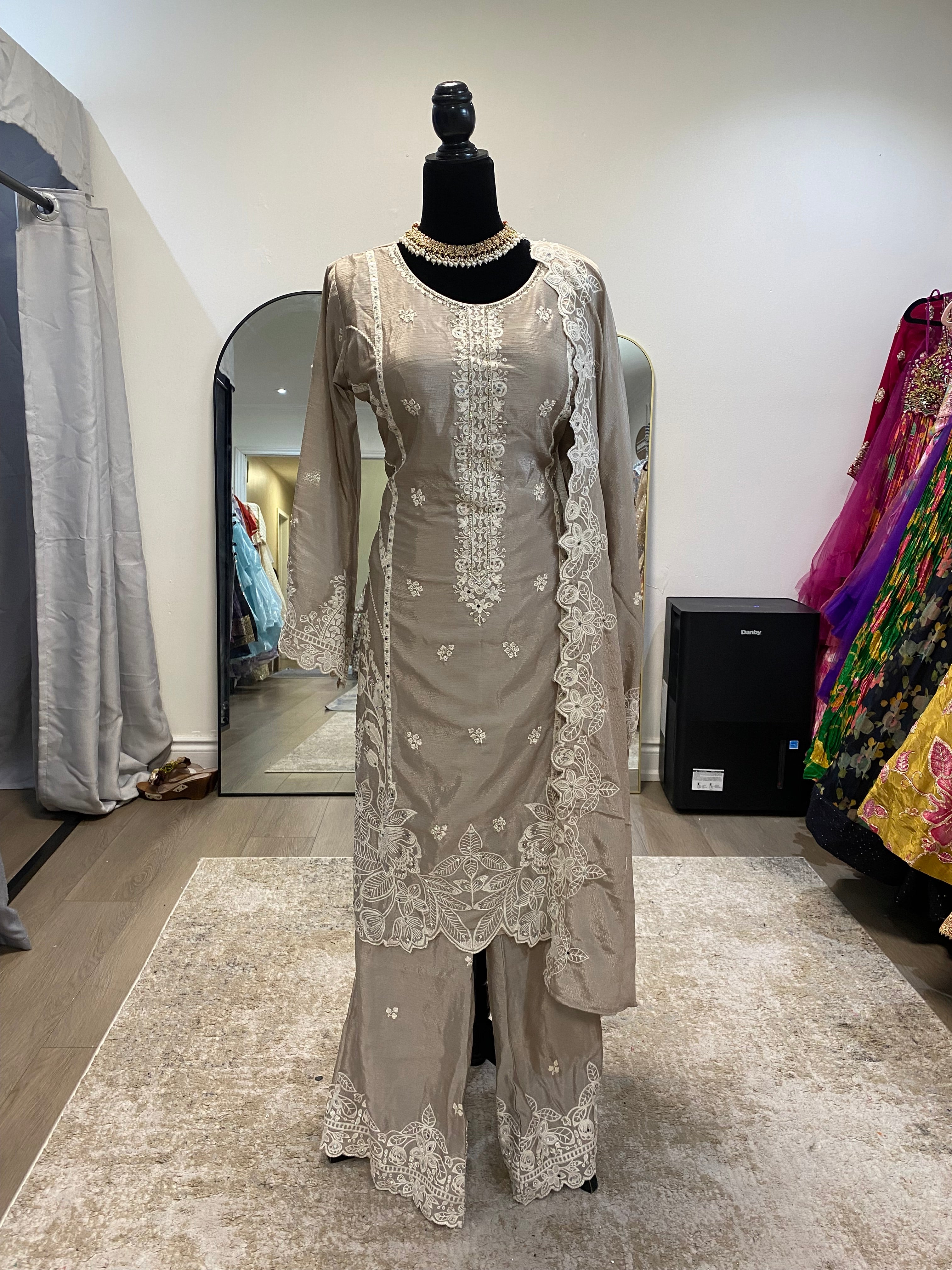 Embroidered suit – Kanada Kulture