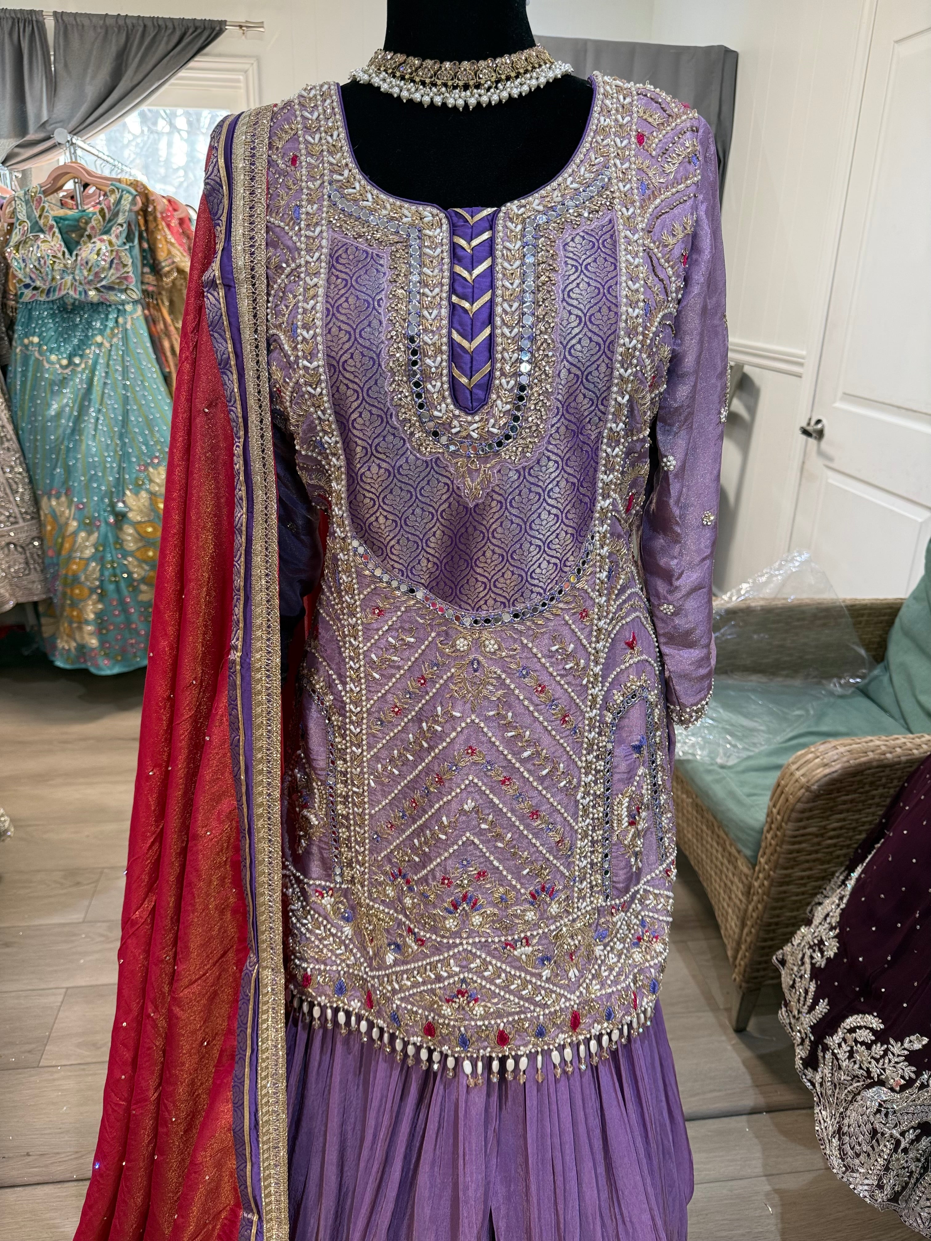 Embroidered suit – Kanada Kulture