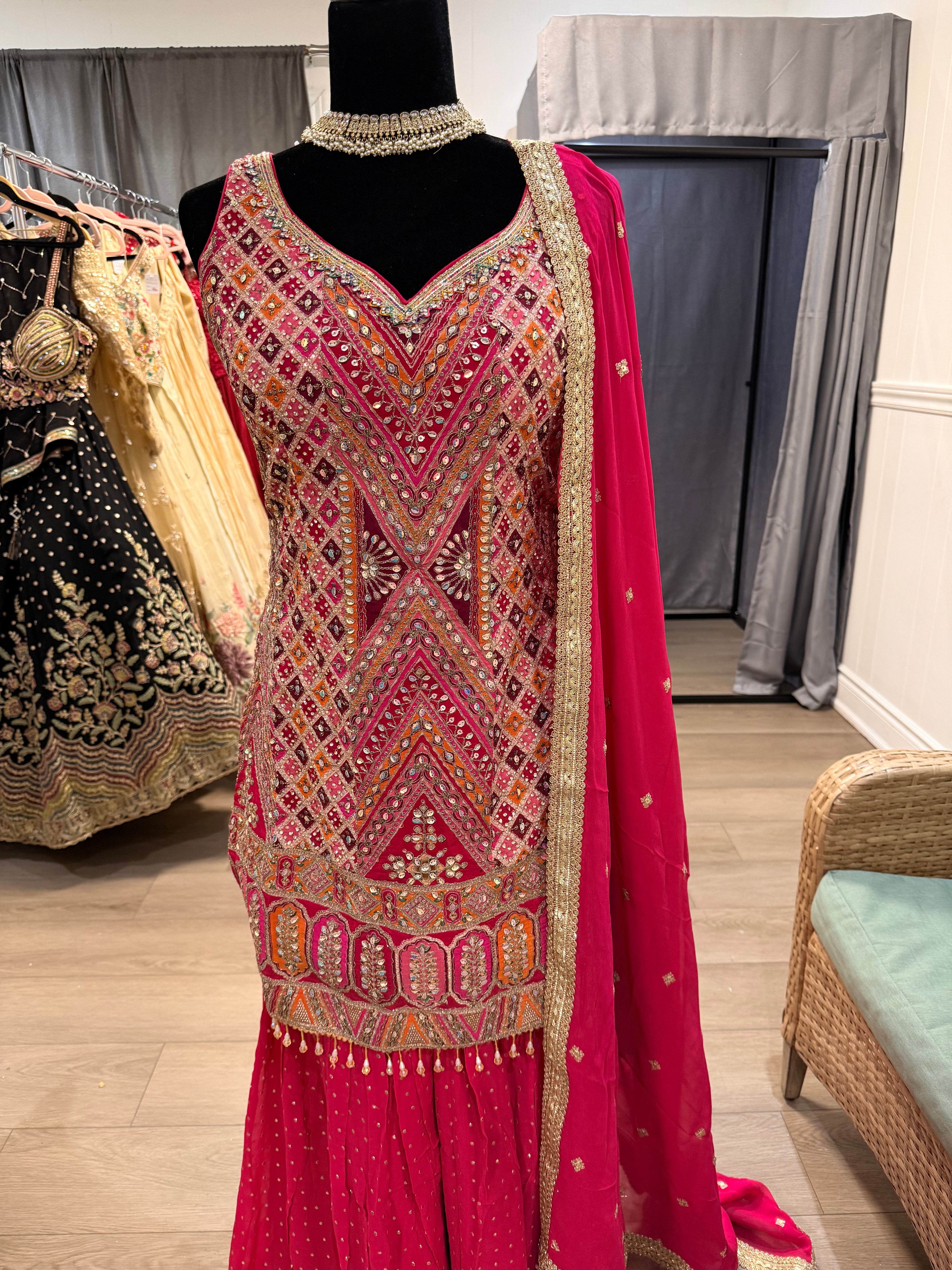 Thread Zari work Embroidered suit – Kanada Kulture