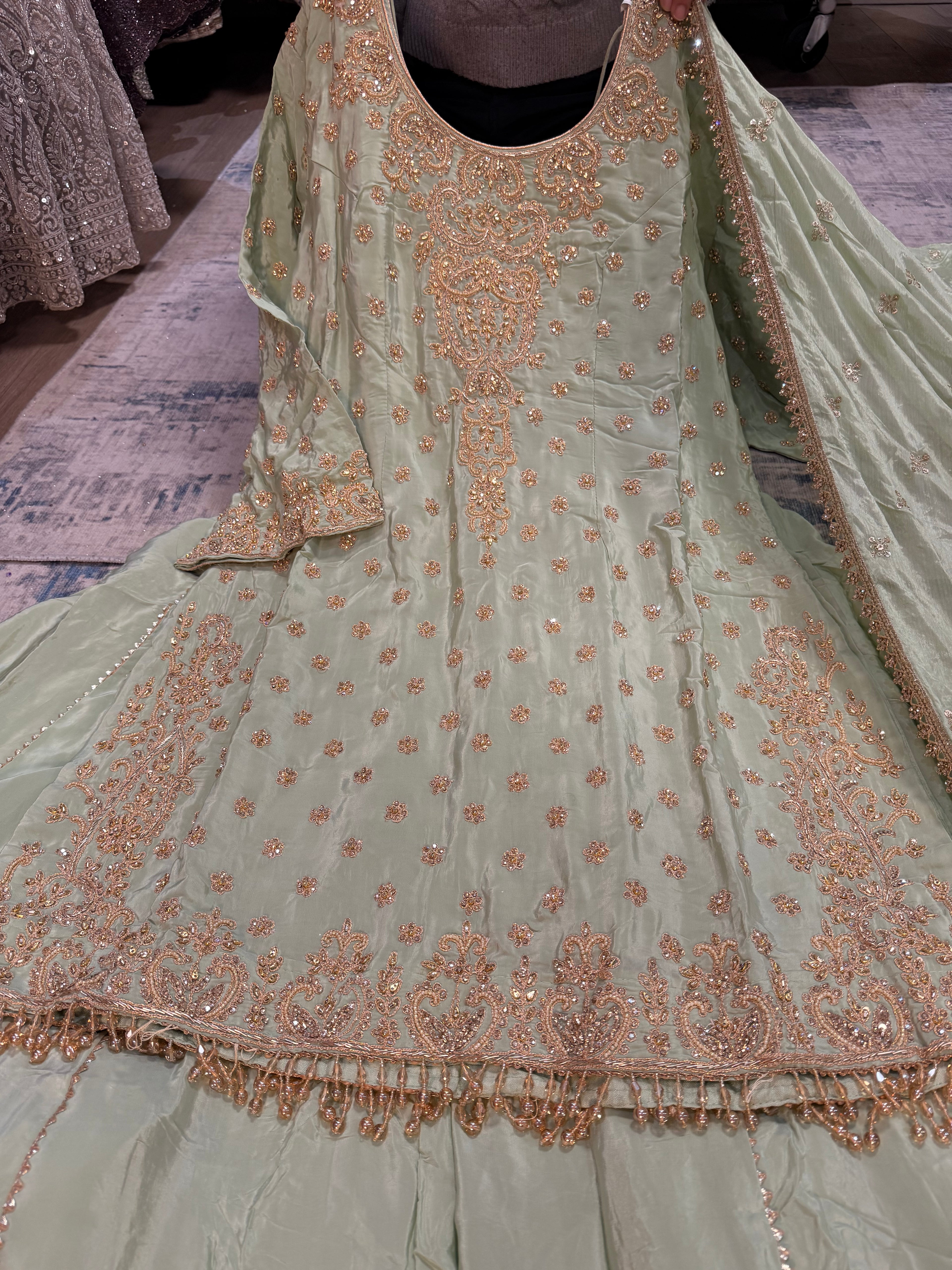 Size 50 Embroidered suit – Kanada Kulture