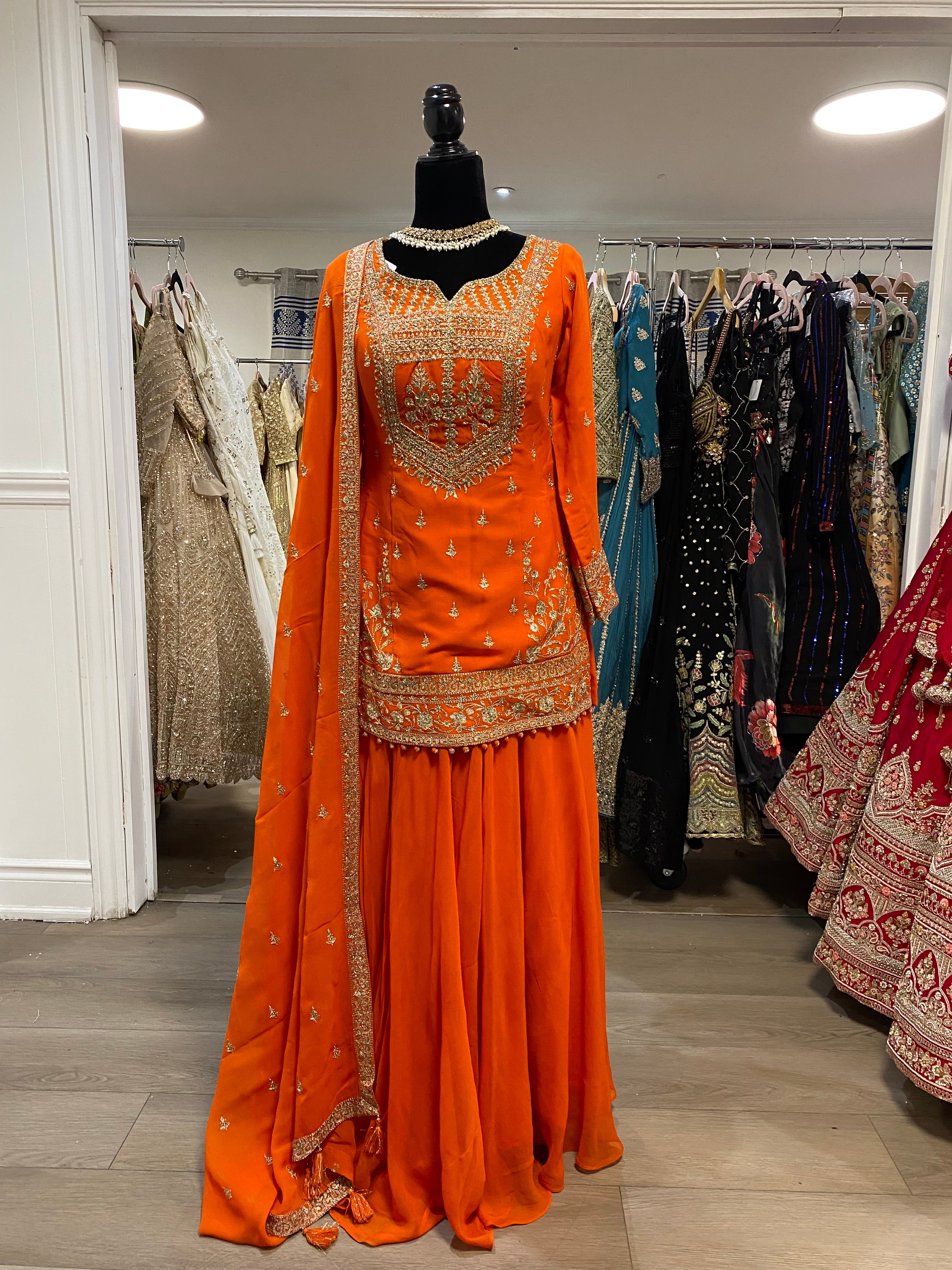 Embroidered suit – Kanada Kulture