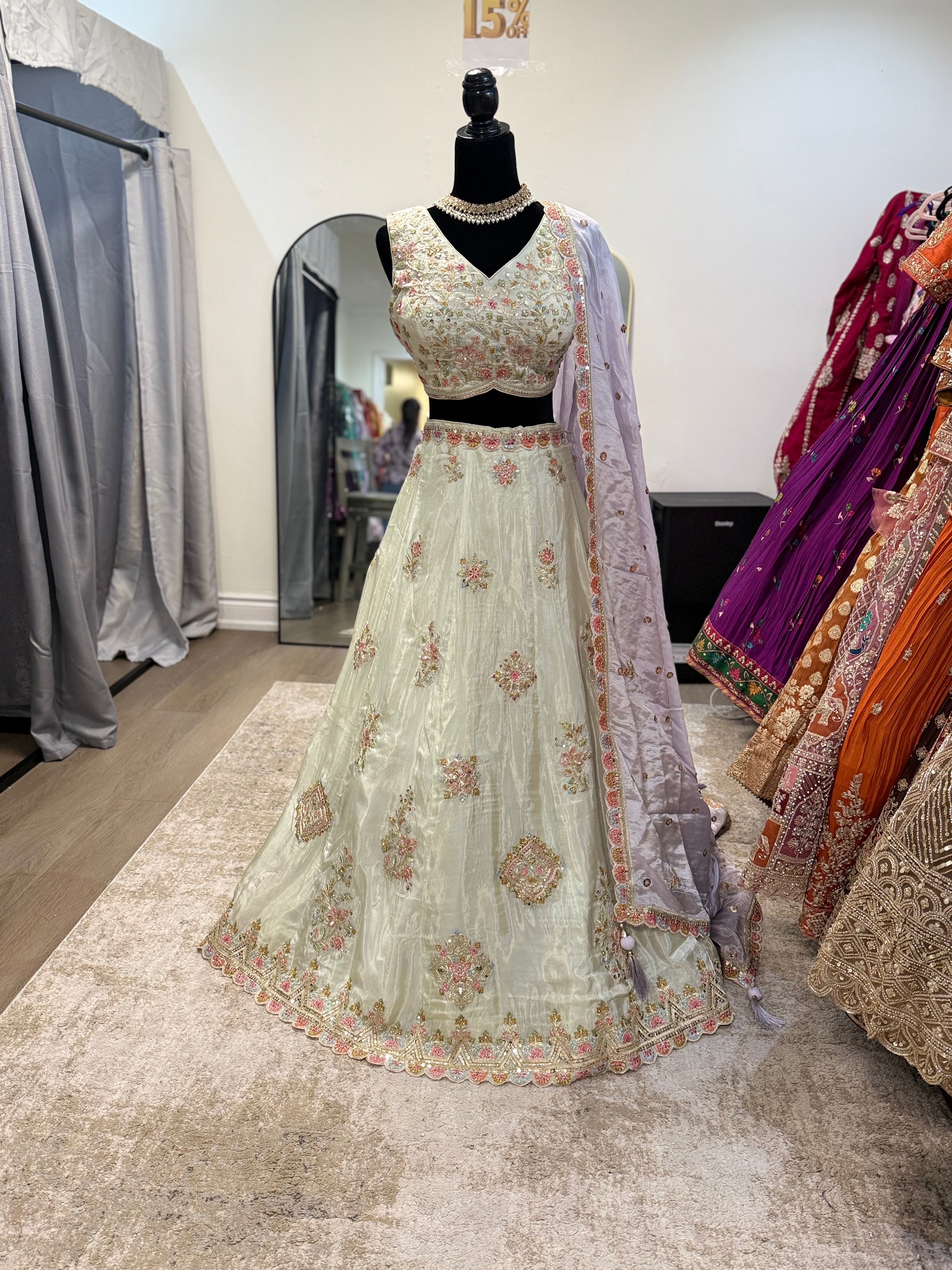 Beautiful wedding Wear Lehenga Choli