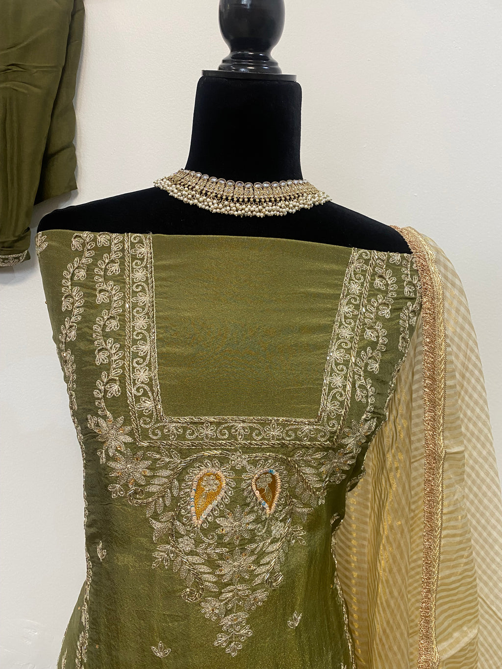 Hand Embroidered unstitched Suit – Kanada Kulture