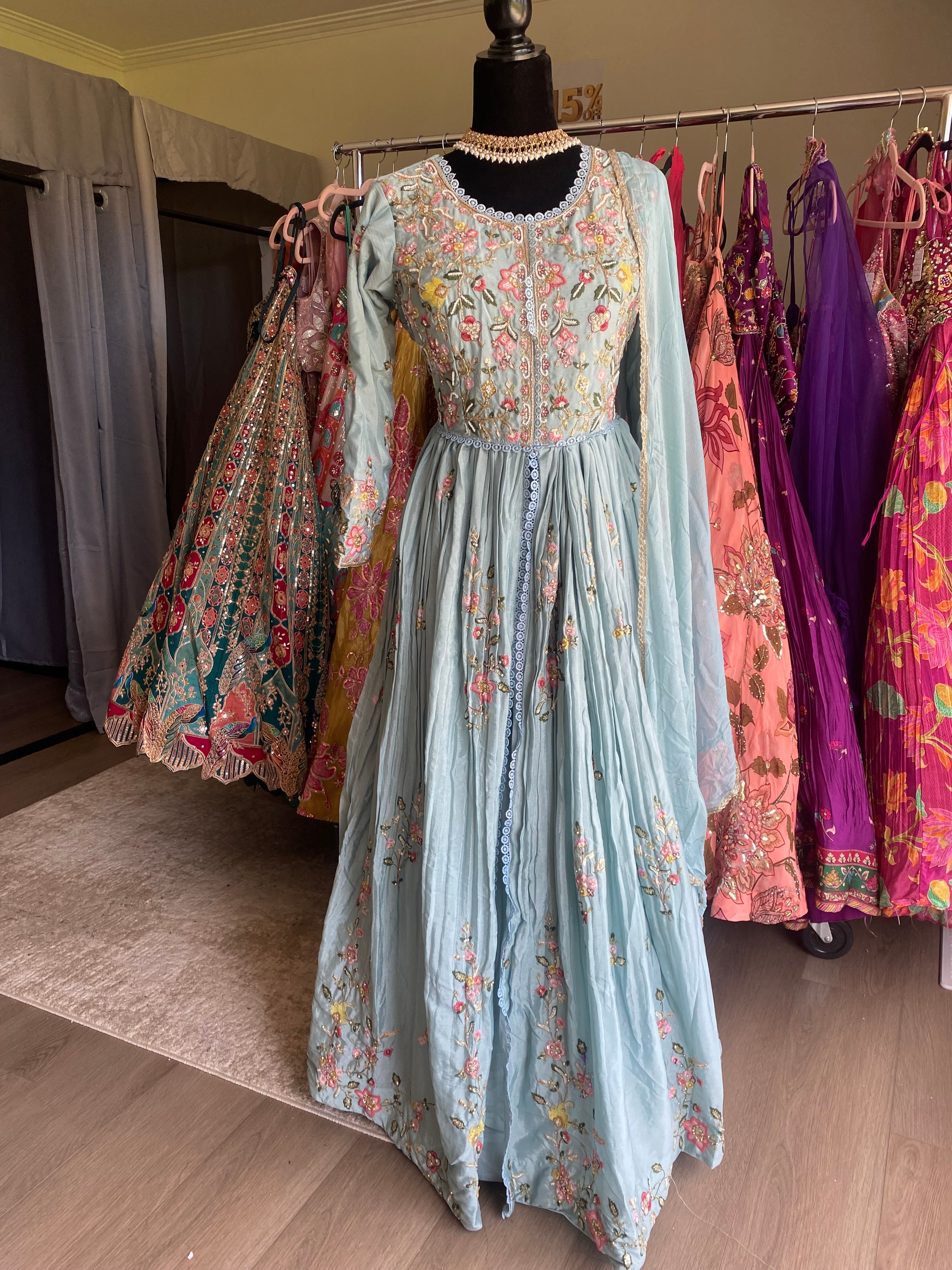 Center cut Embroidered suit – Kanada Kulture