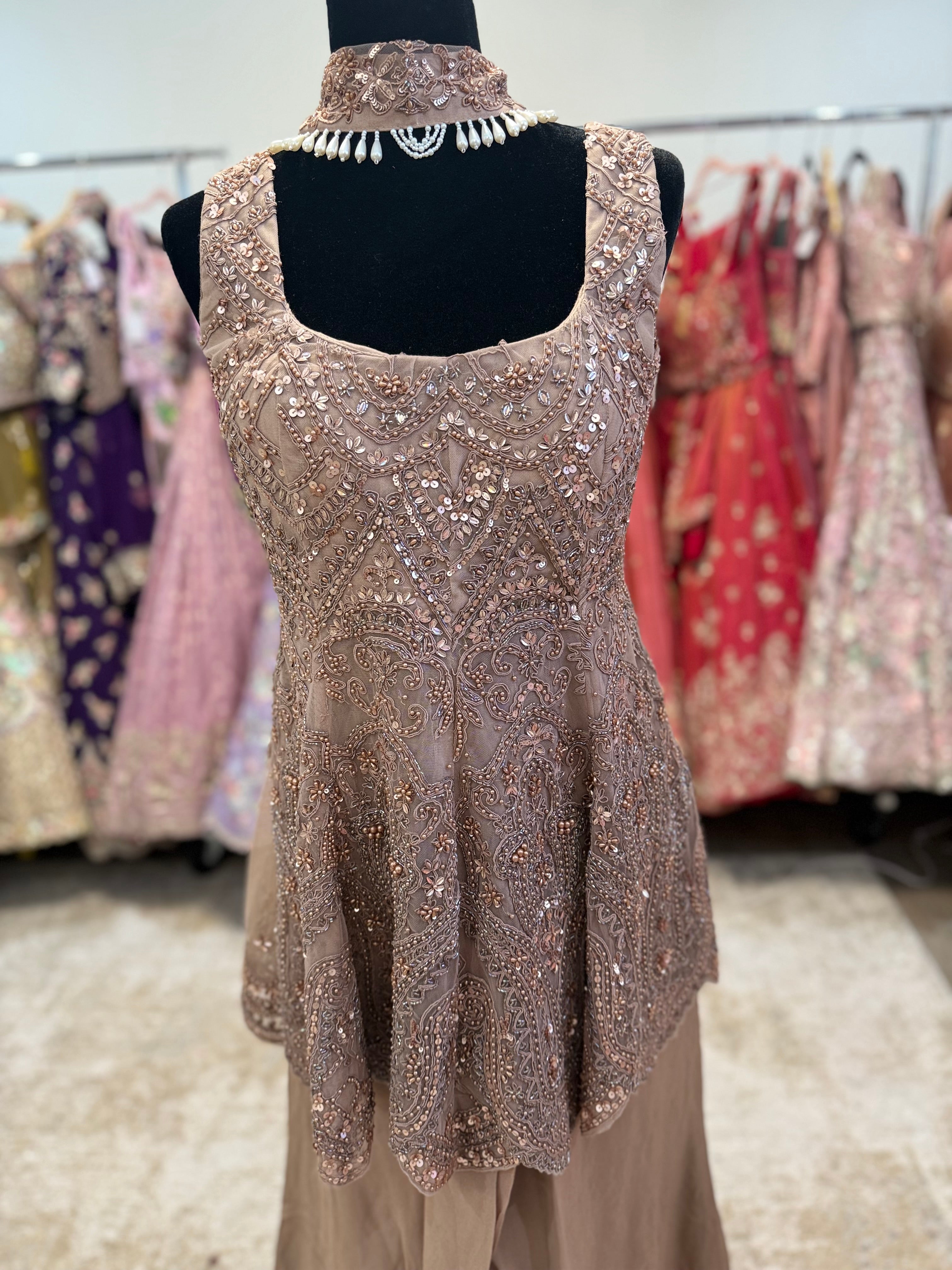 Embroidered suit – Kanada Kulture