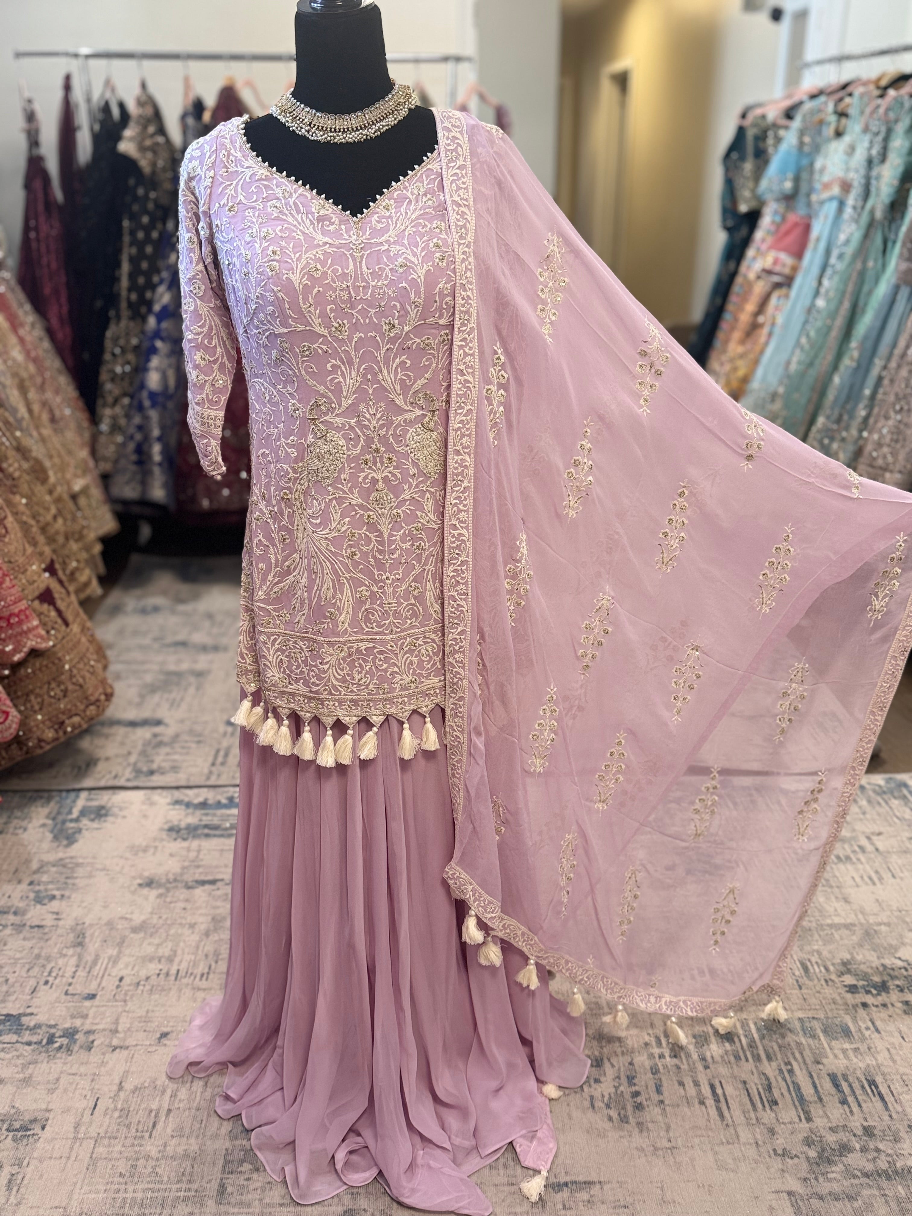 Pretty pretty Embroidered suit – Kanada Kulture