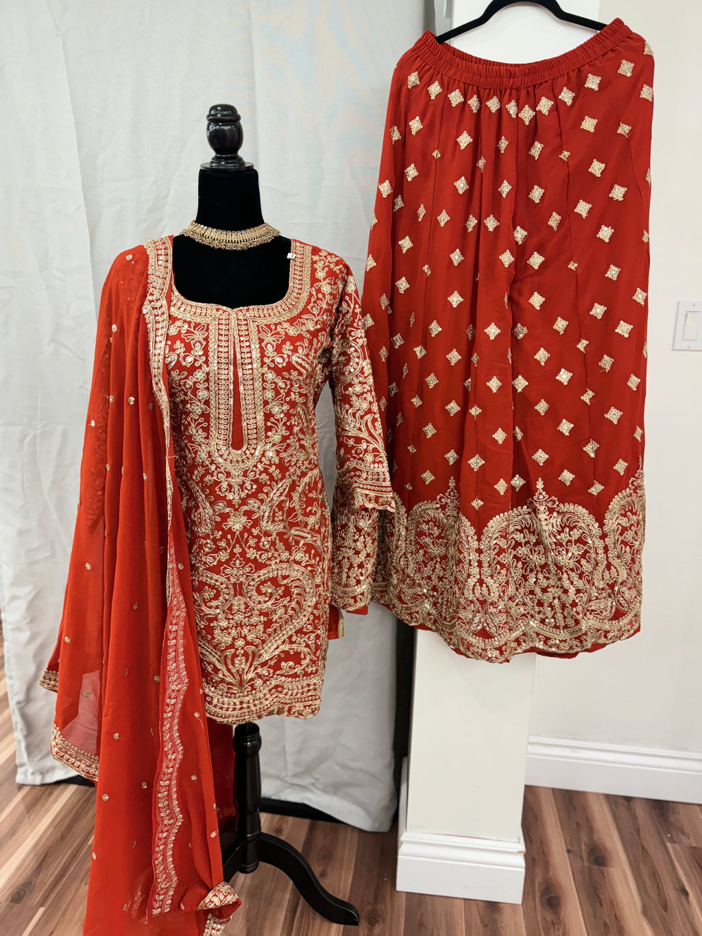 Size 48 Embroidered palzoo Suit – Kanada Kulture