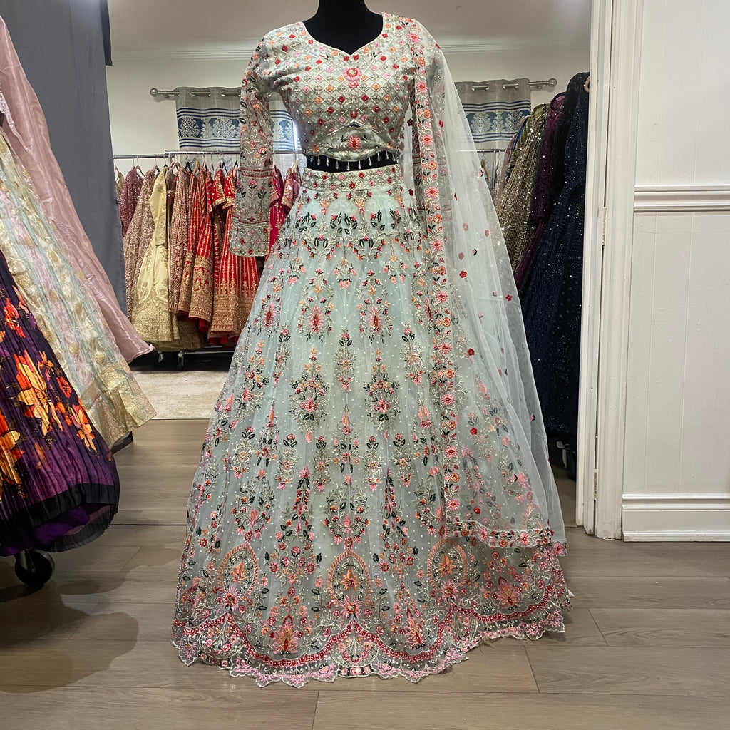 Beautiful wedding Wear Lehenga Choli