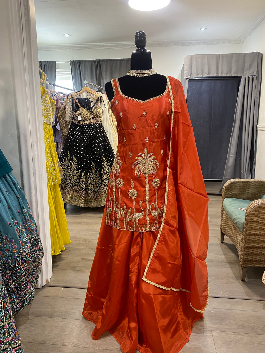 Embroidered suit – Kanada Kulture