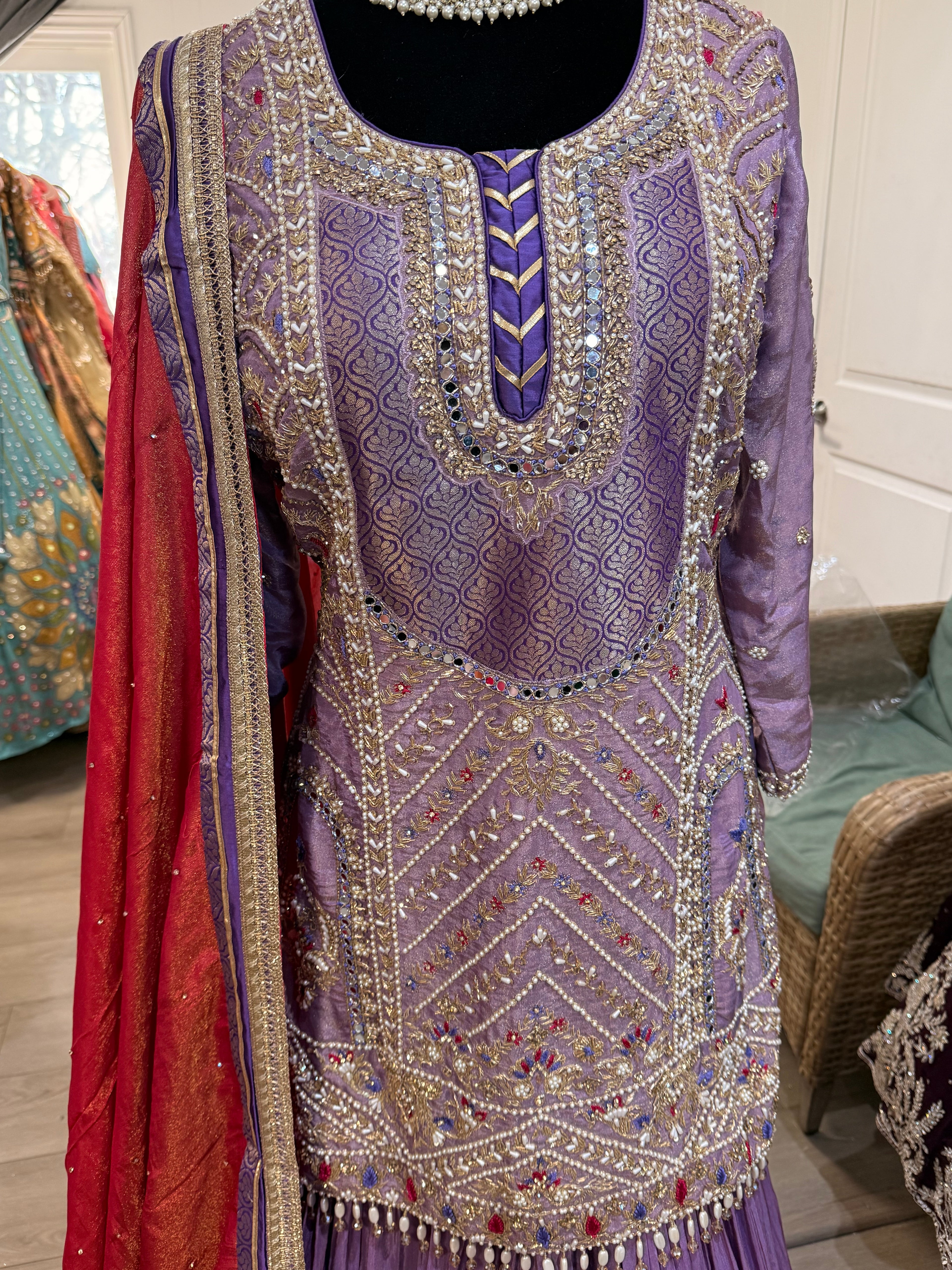 Embroidered suit – Kanada Kulture