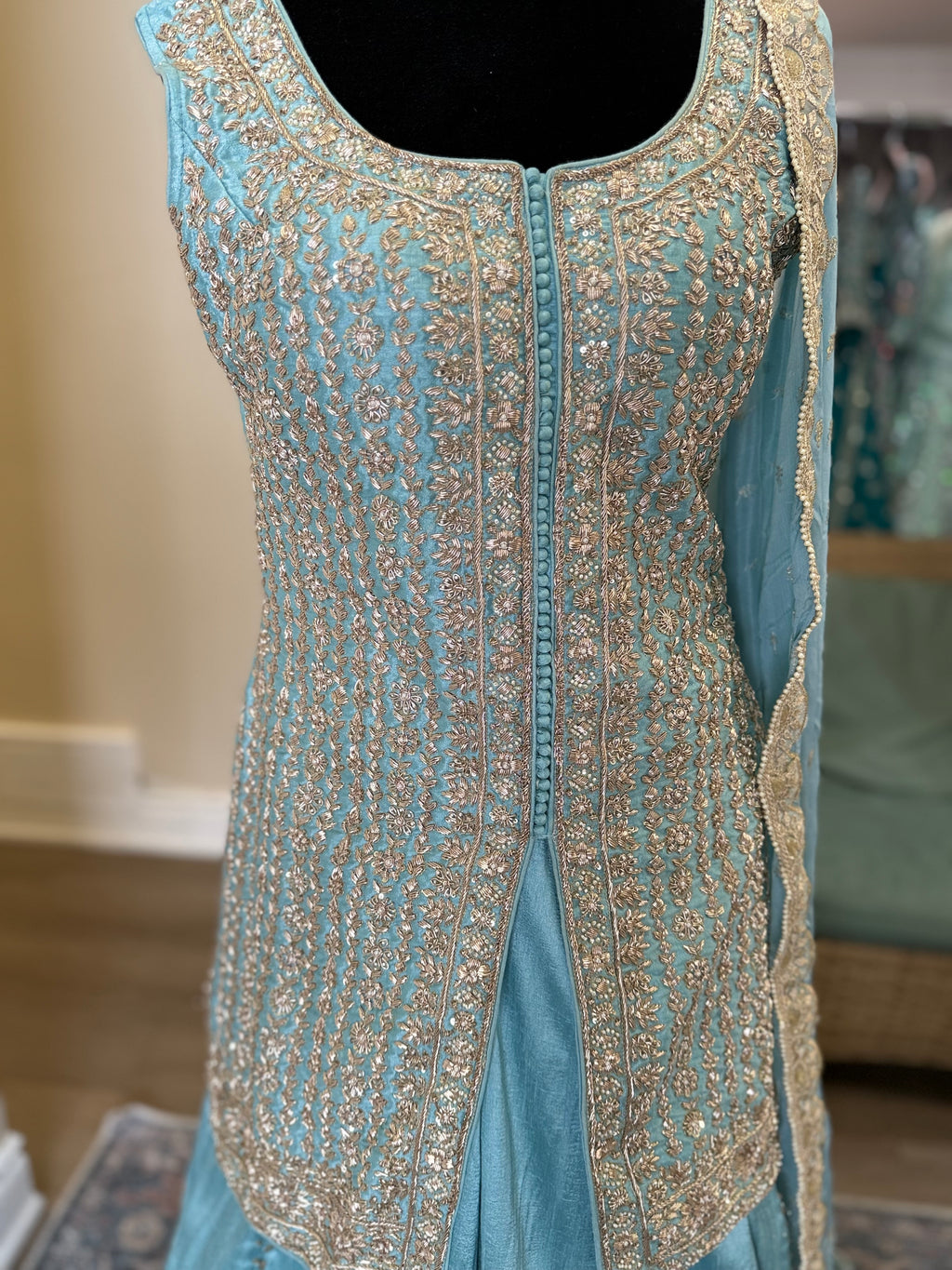 Zardozi work Embroidered suit – Kanada Kulture
