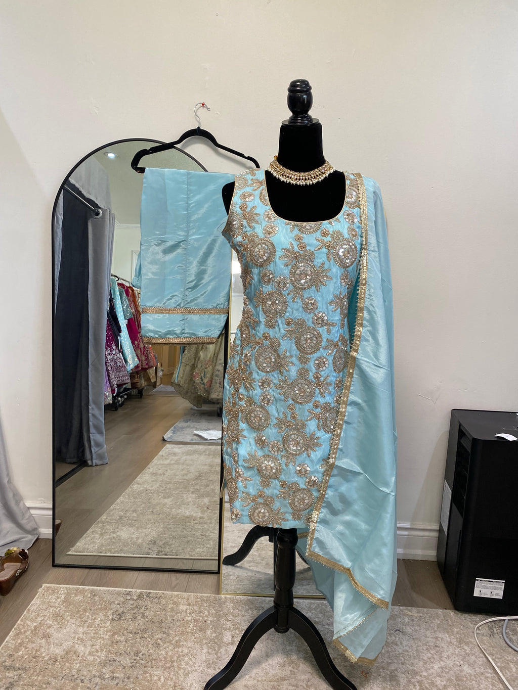 Farshi salwar Embroidered suit