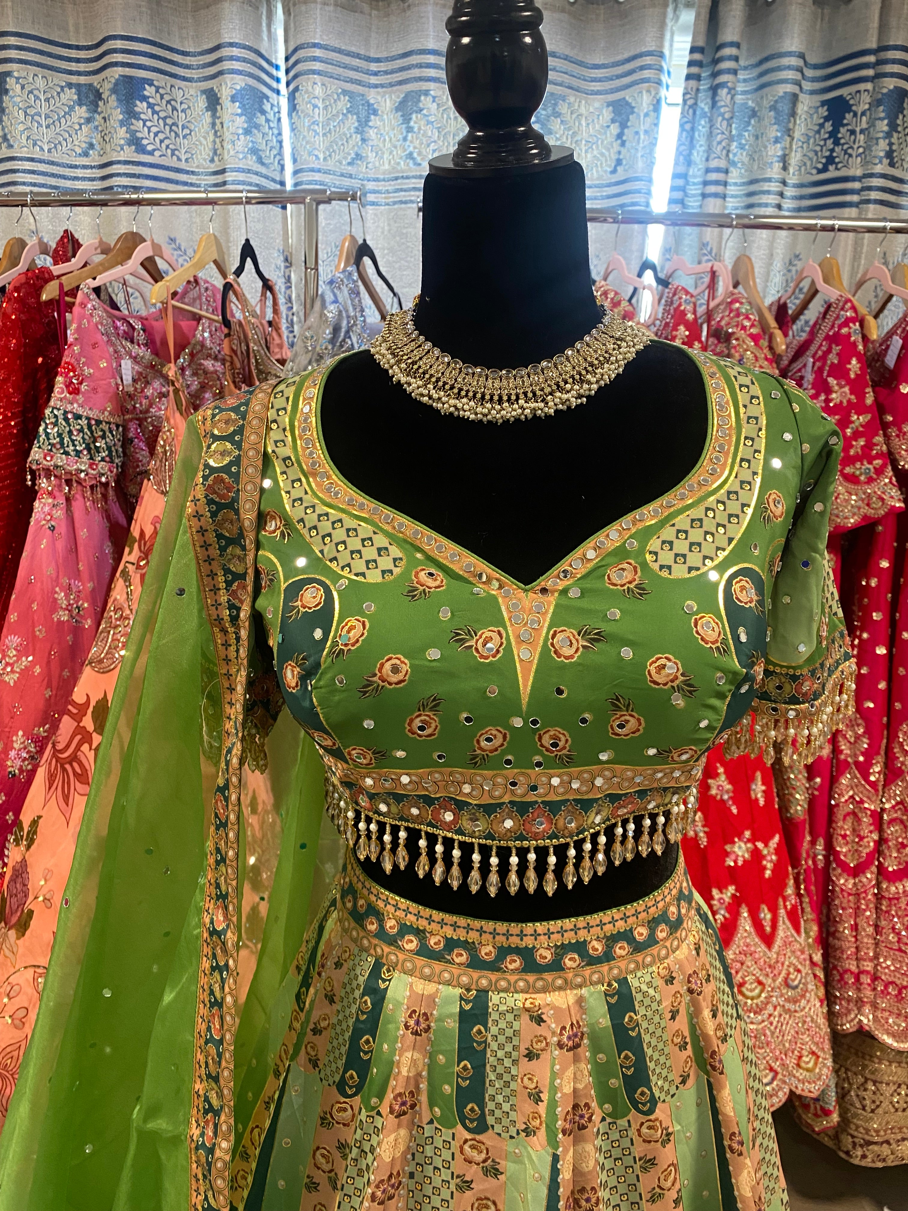 Beautiful wedding Wear Lehenga Choli