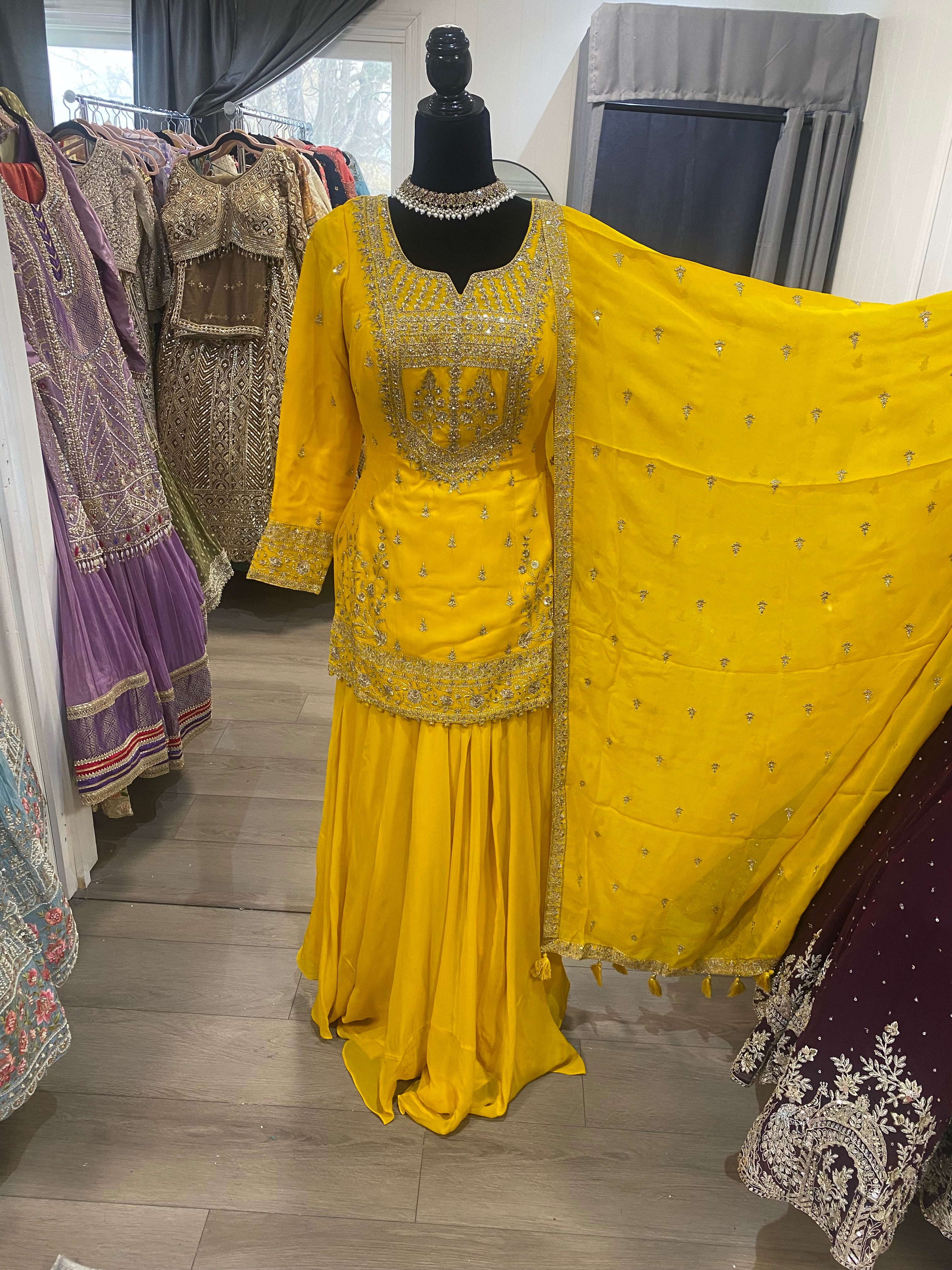 Embroidered suit palazoo with pockets – Kanada Kulture
