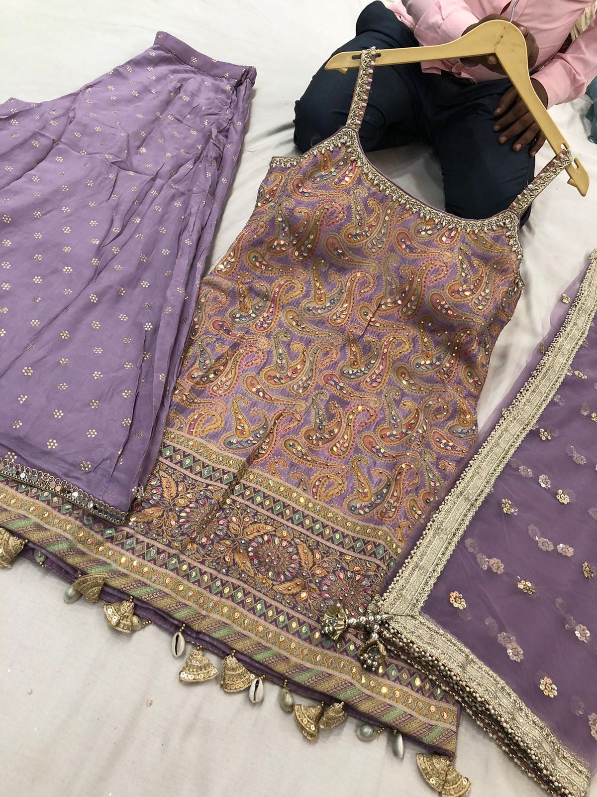 Embroidered palzoo Suit – Kanada Kulture